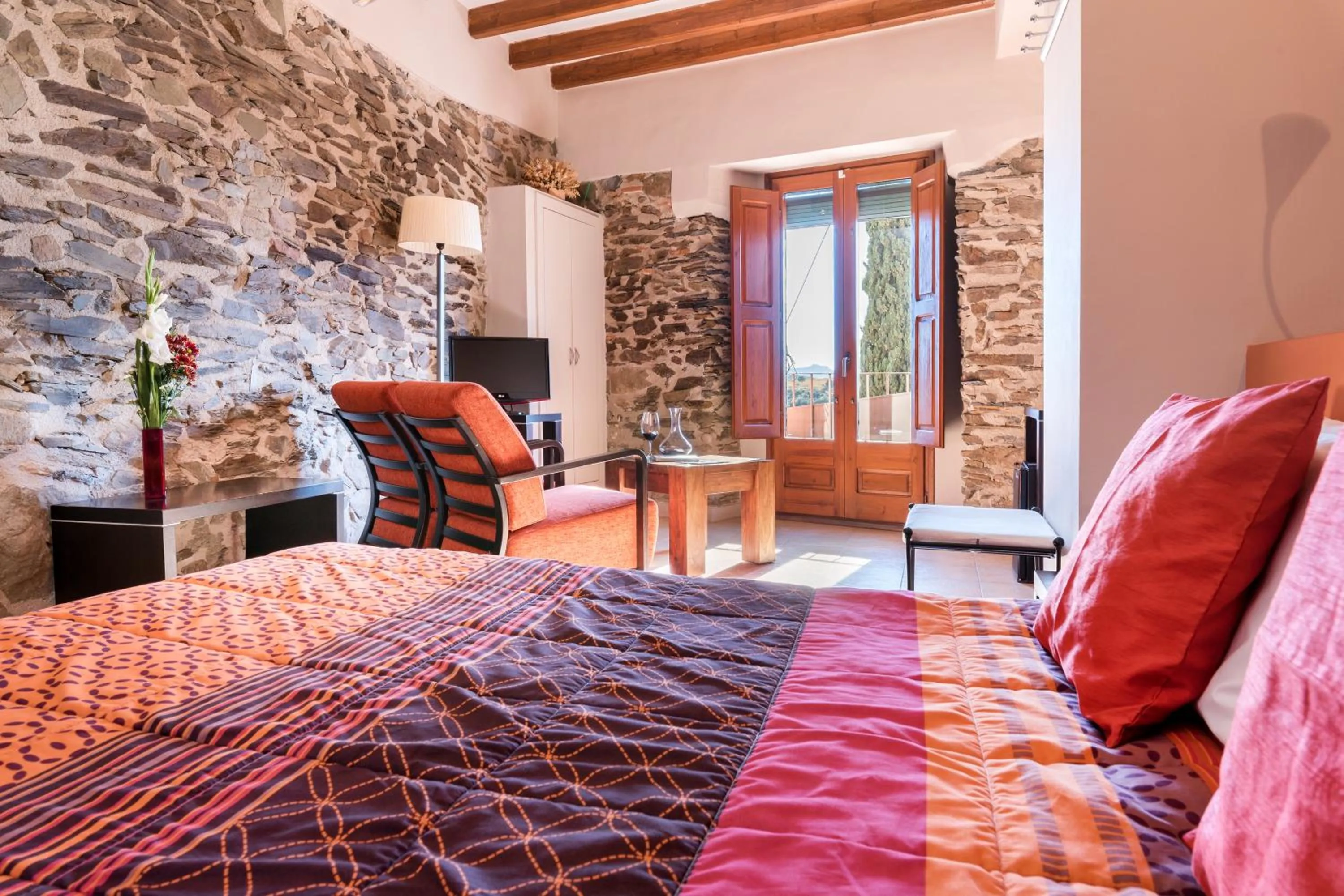 Bed in Hotel Cal Llop