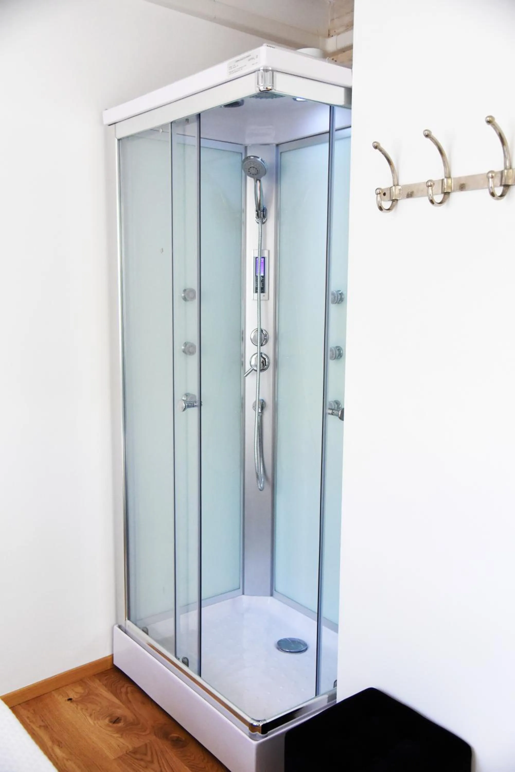 Shower in B&B Al Vecchio Glicine