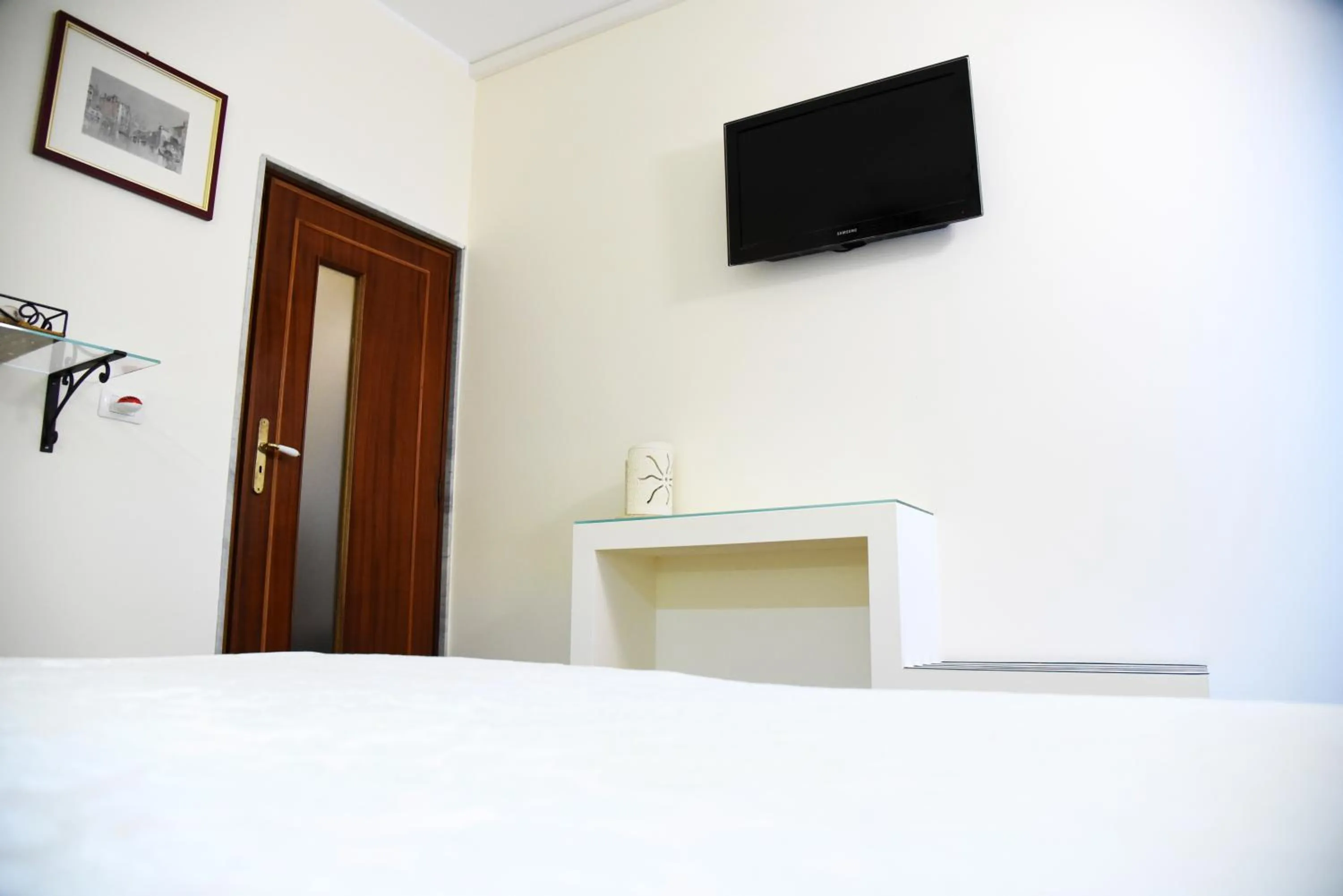 Bedroom in B&B Al Vecchio Glicine