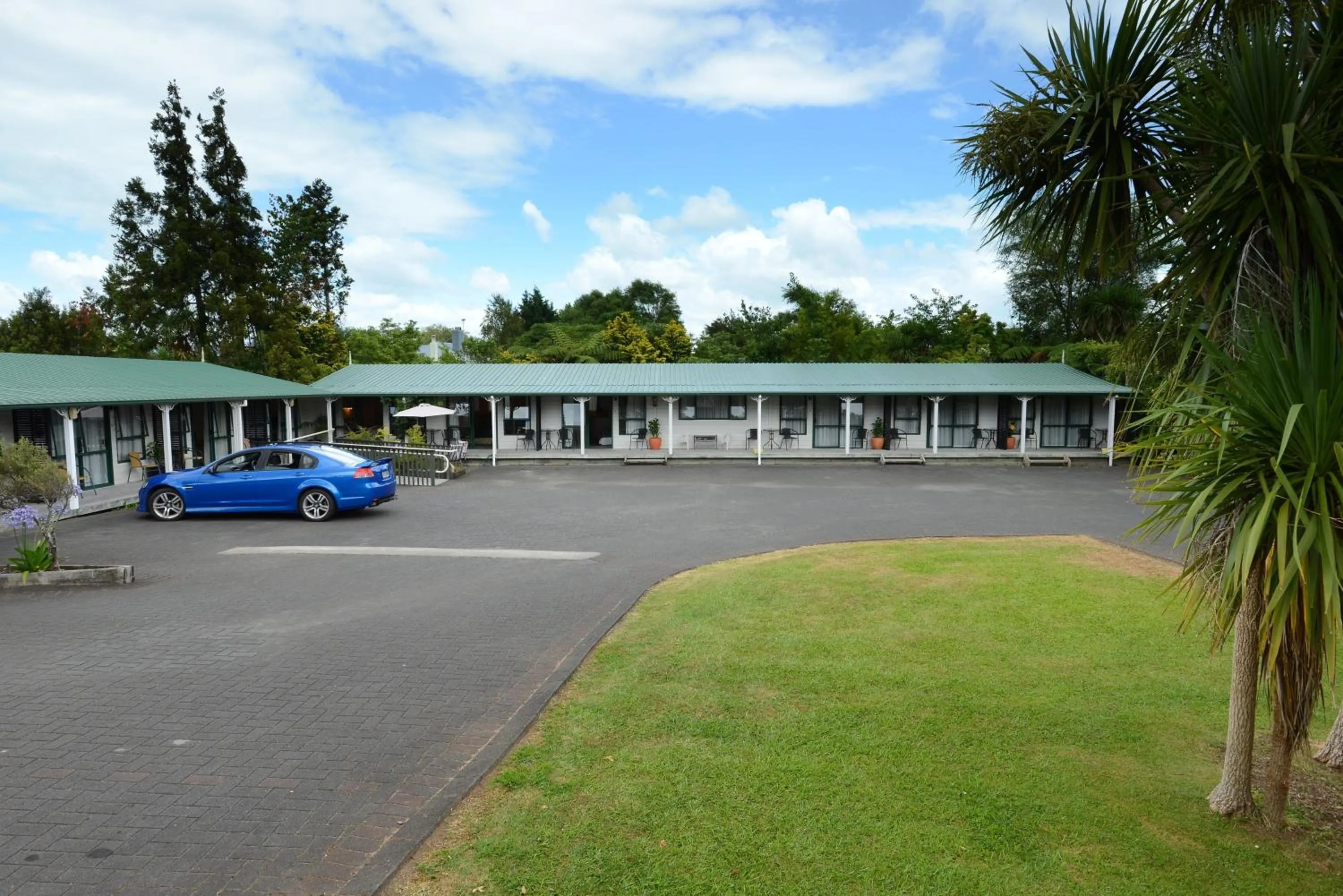 Property building in Goldmine Motel
