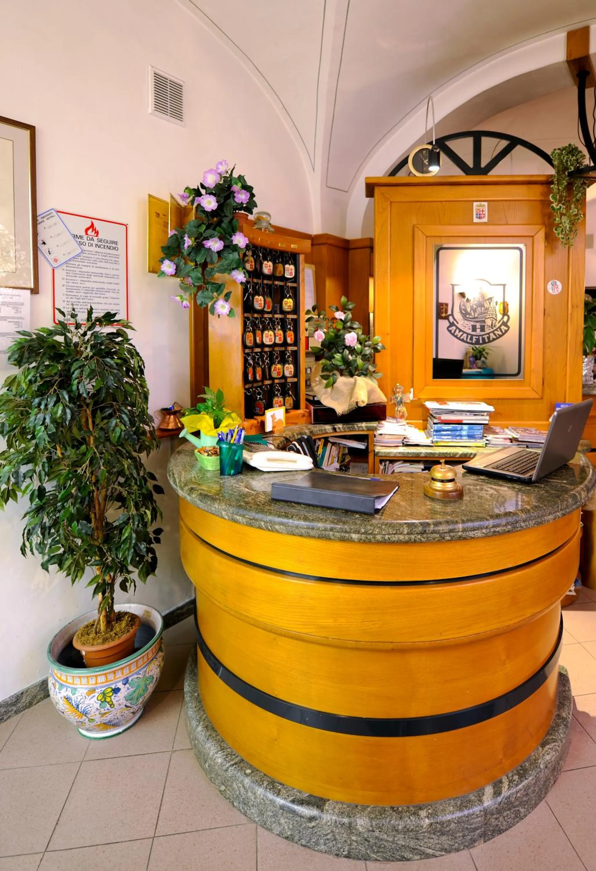 Lobby or reception in Hotel Amalfitana