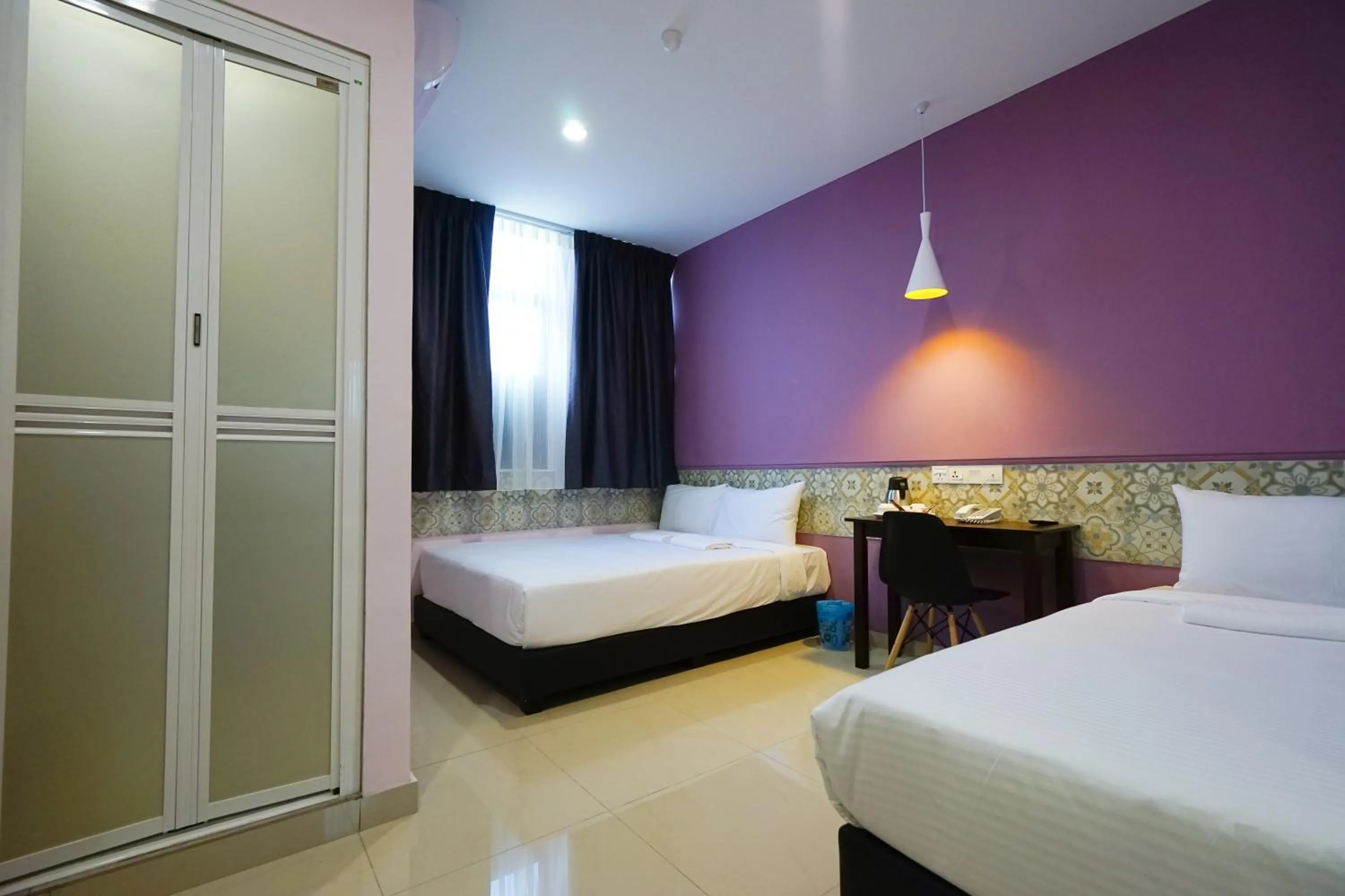 Bedroom, Bed in Grand FC Hotel