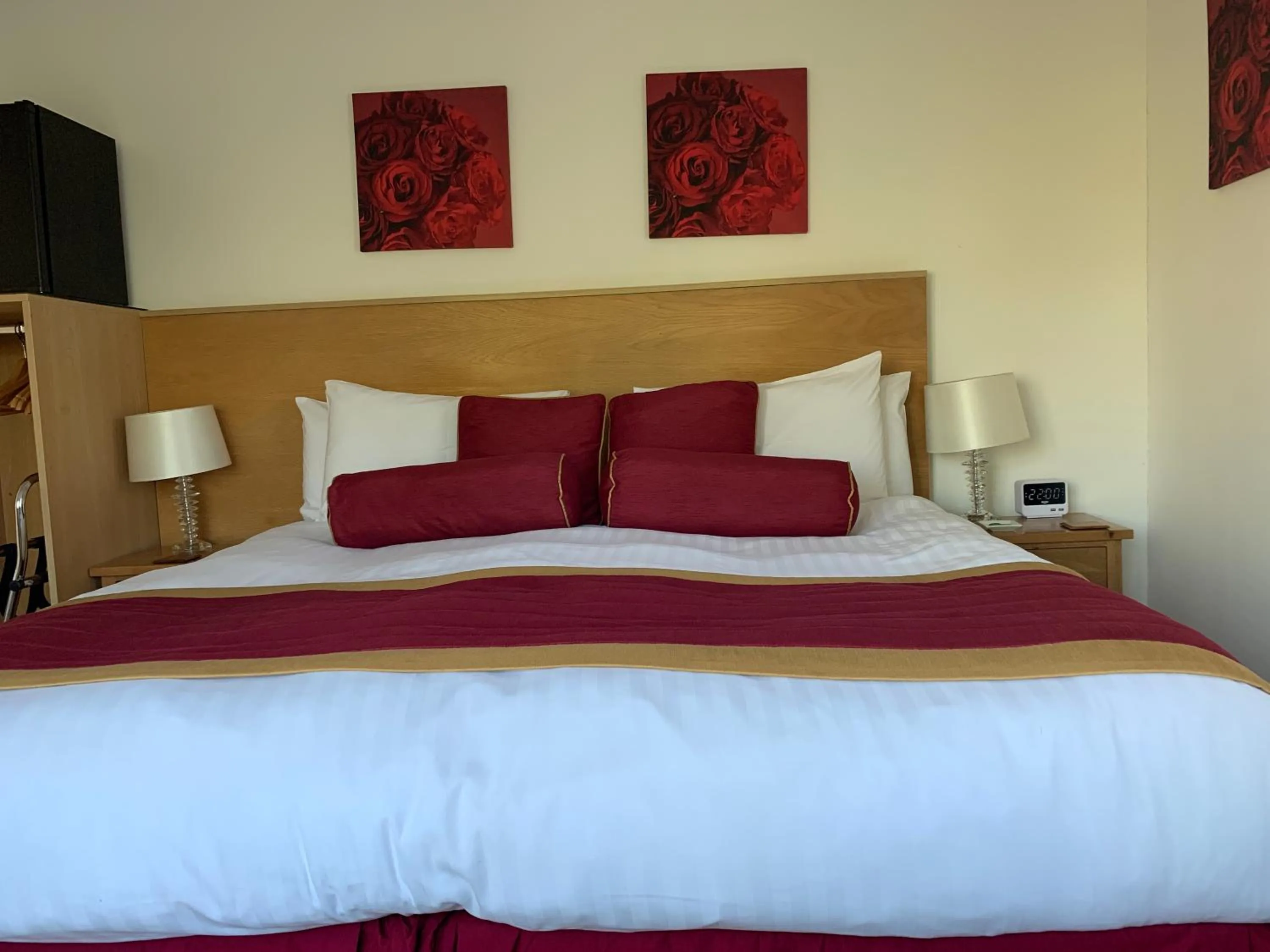 Bed in Avonpark House