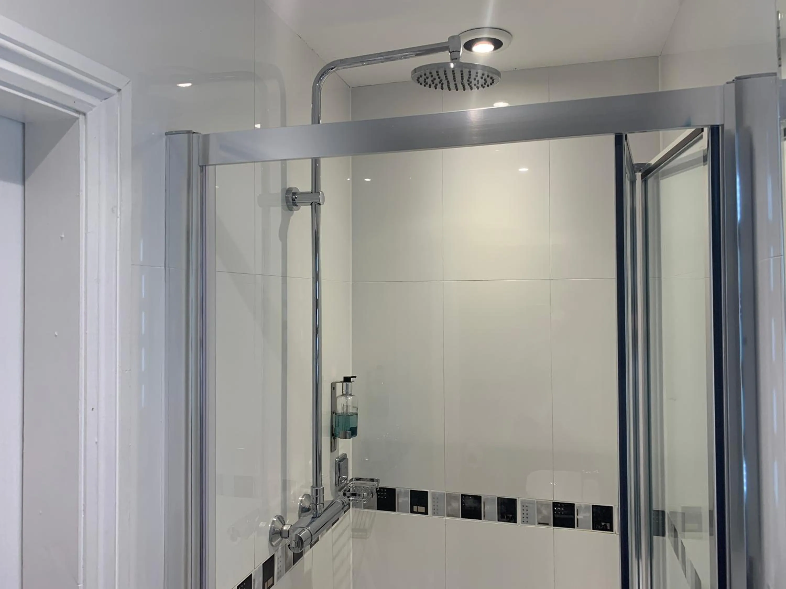 Shower in Avonpark House