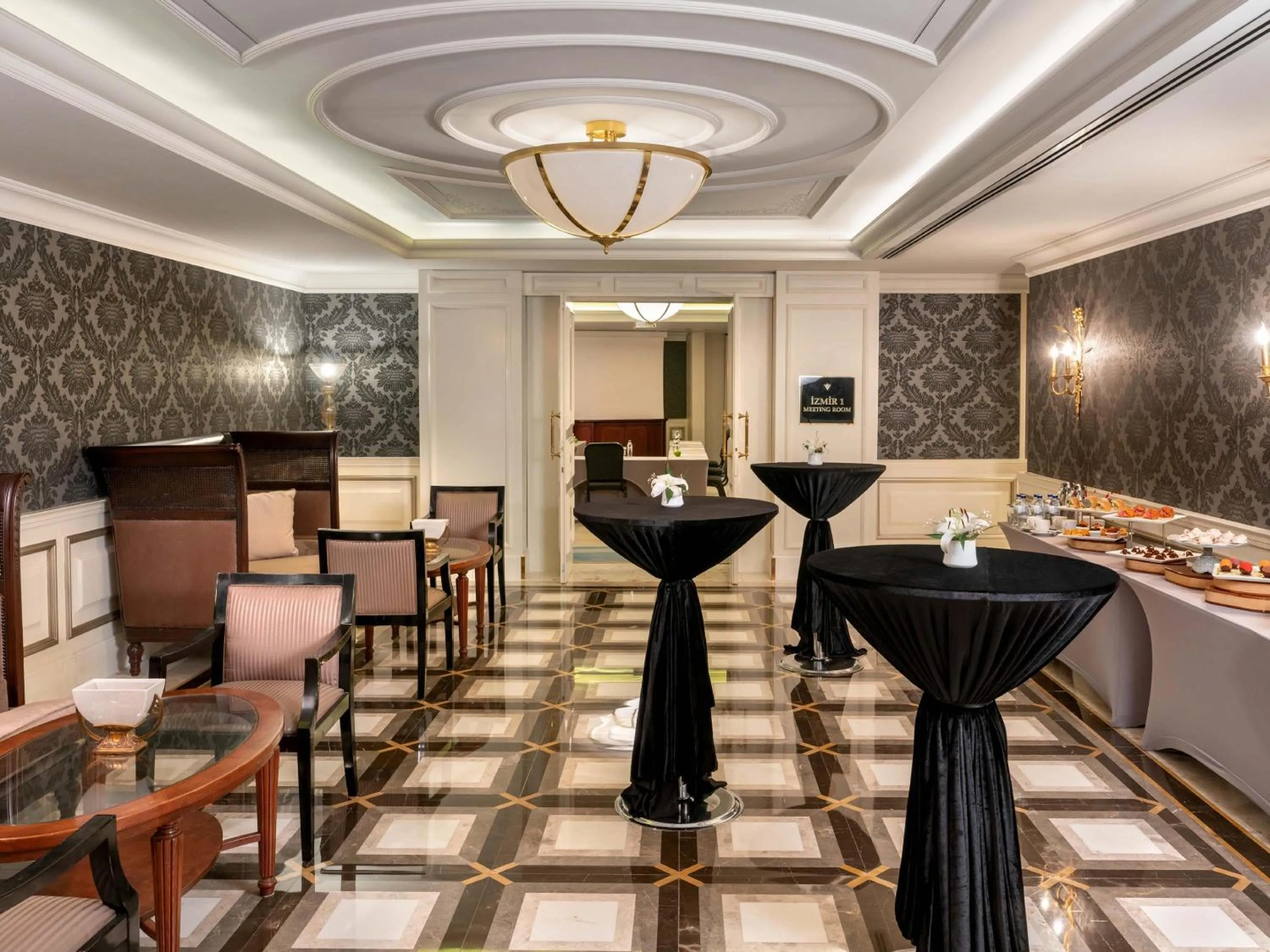 Meeting/conference room in Rixos Pera Istanbul