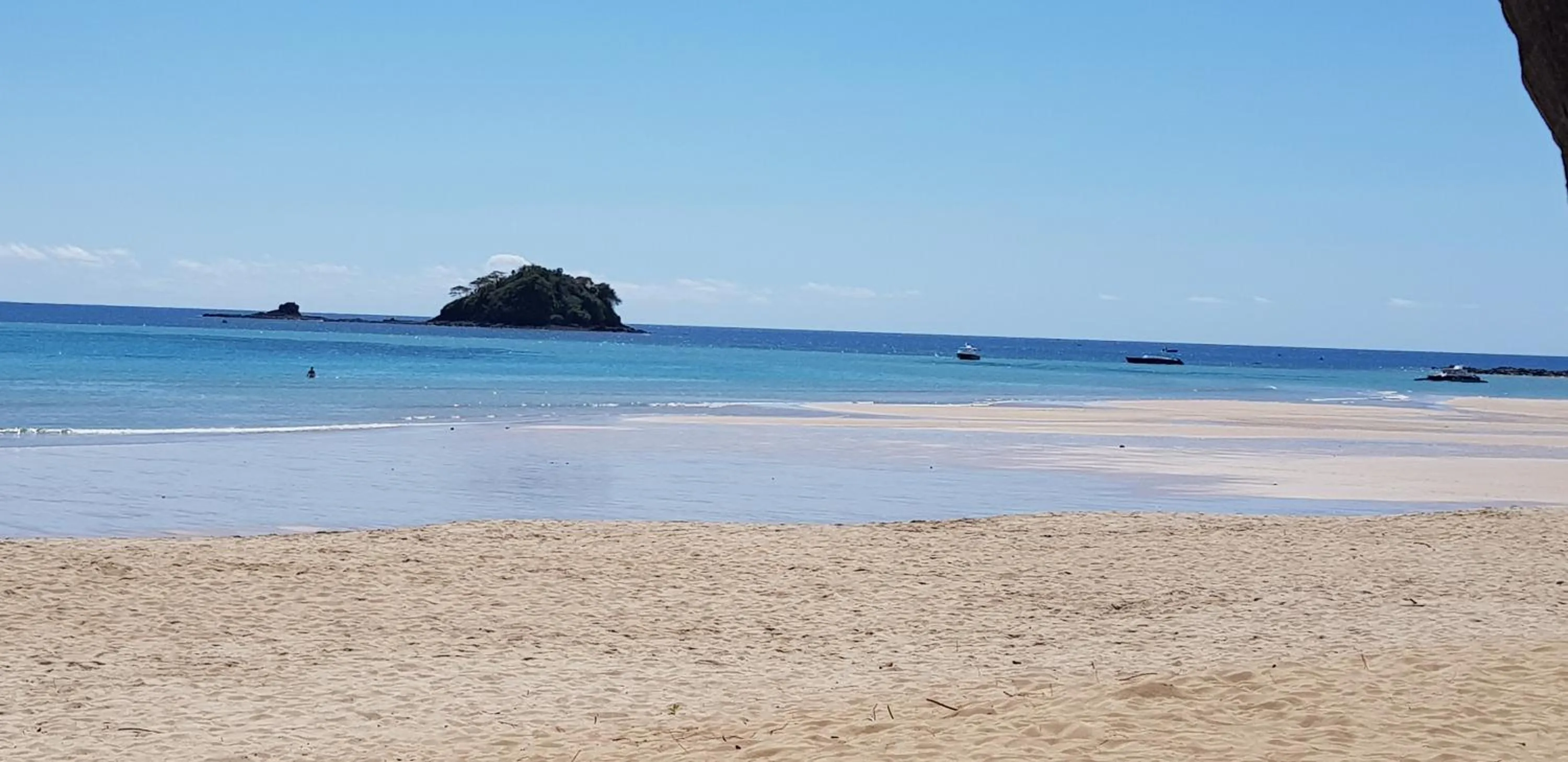 Off site in villa nosy détente