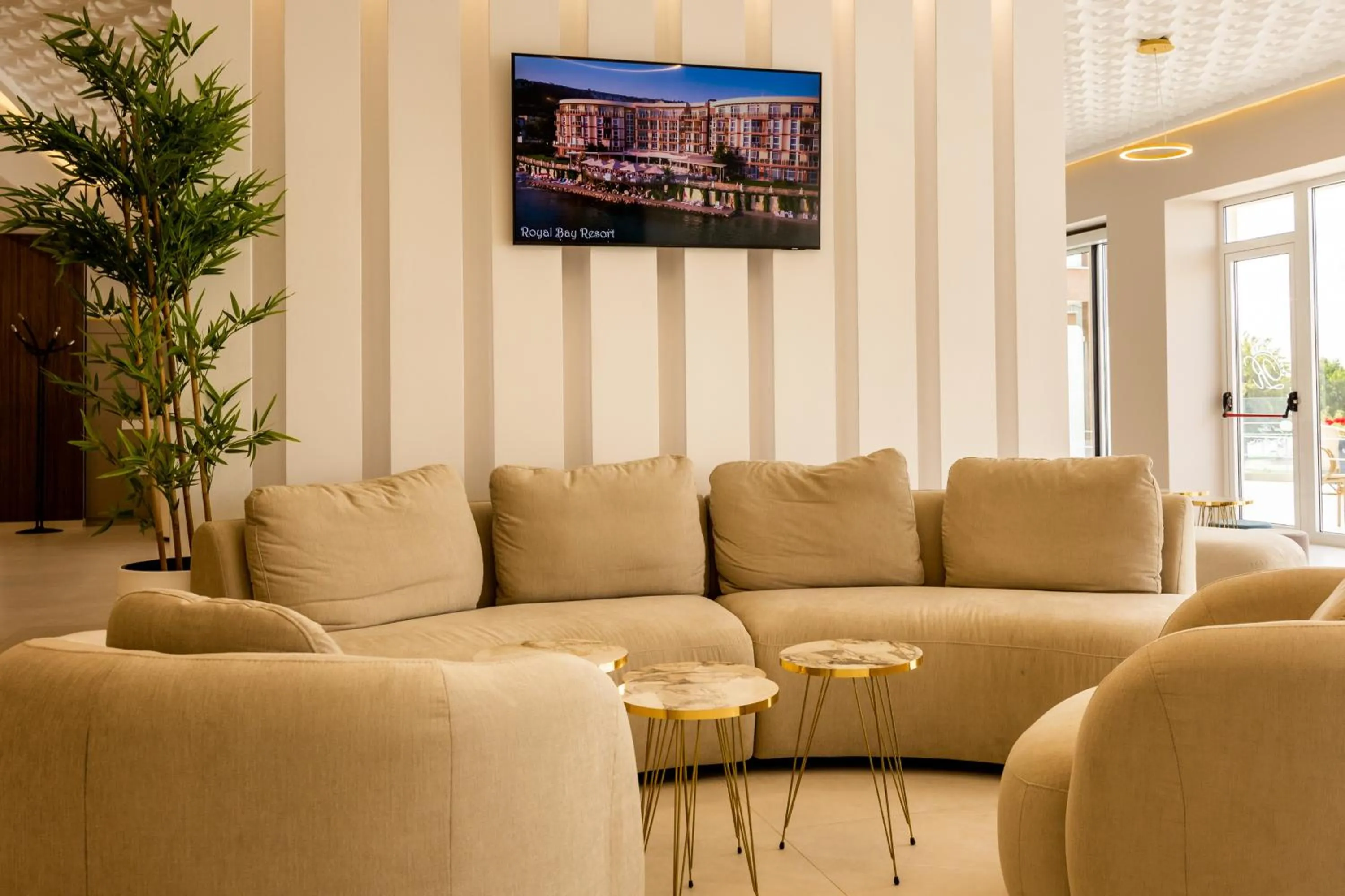 Communal lounge/ TV room in Royal Bay Resort & Aqua Park - All Inclusive and Free beach accsess