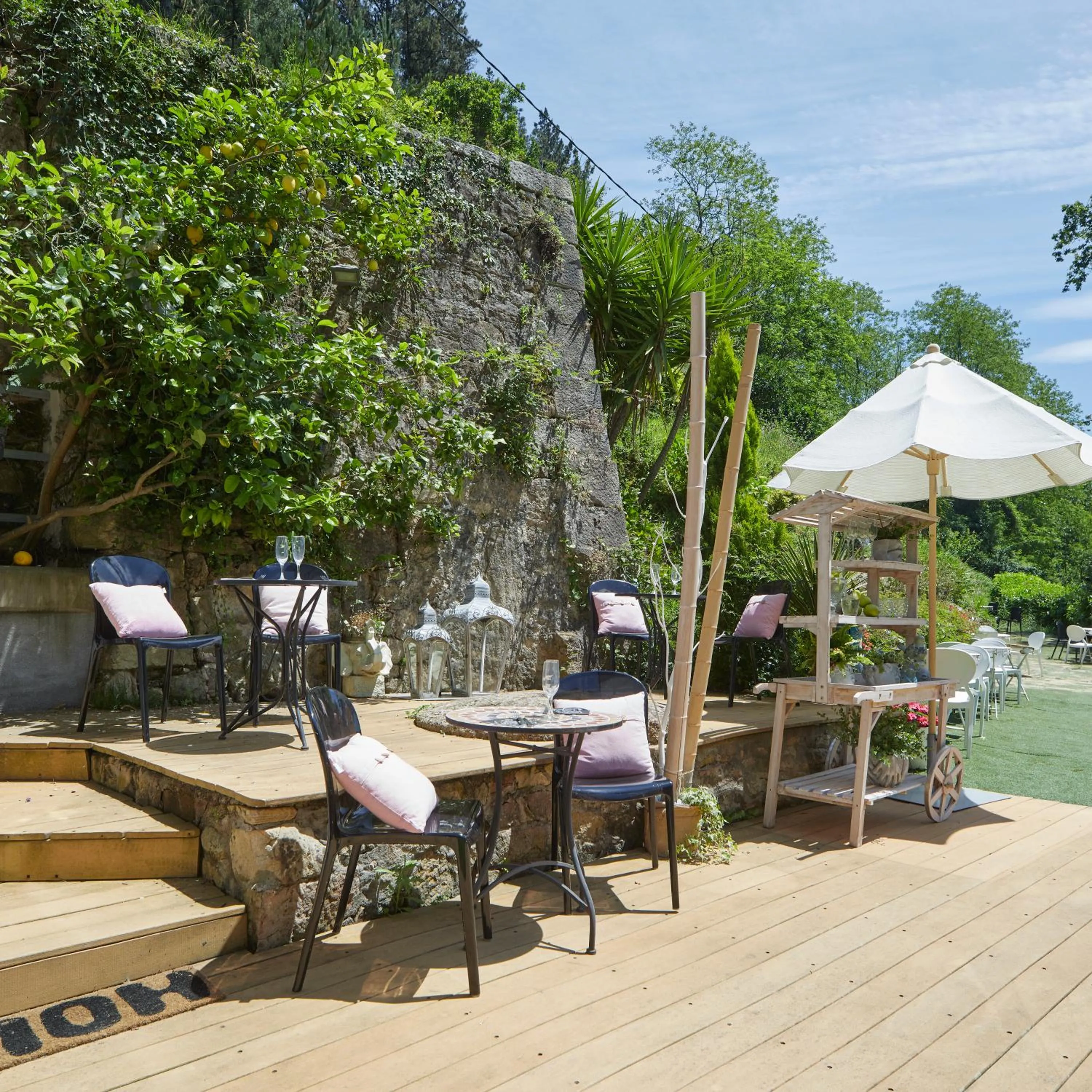 Balcony/Terrace in Hotel Boutique Txanka Erreka PARKING INCLUIDO