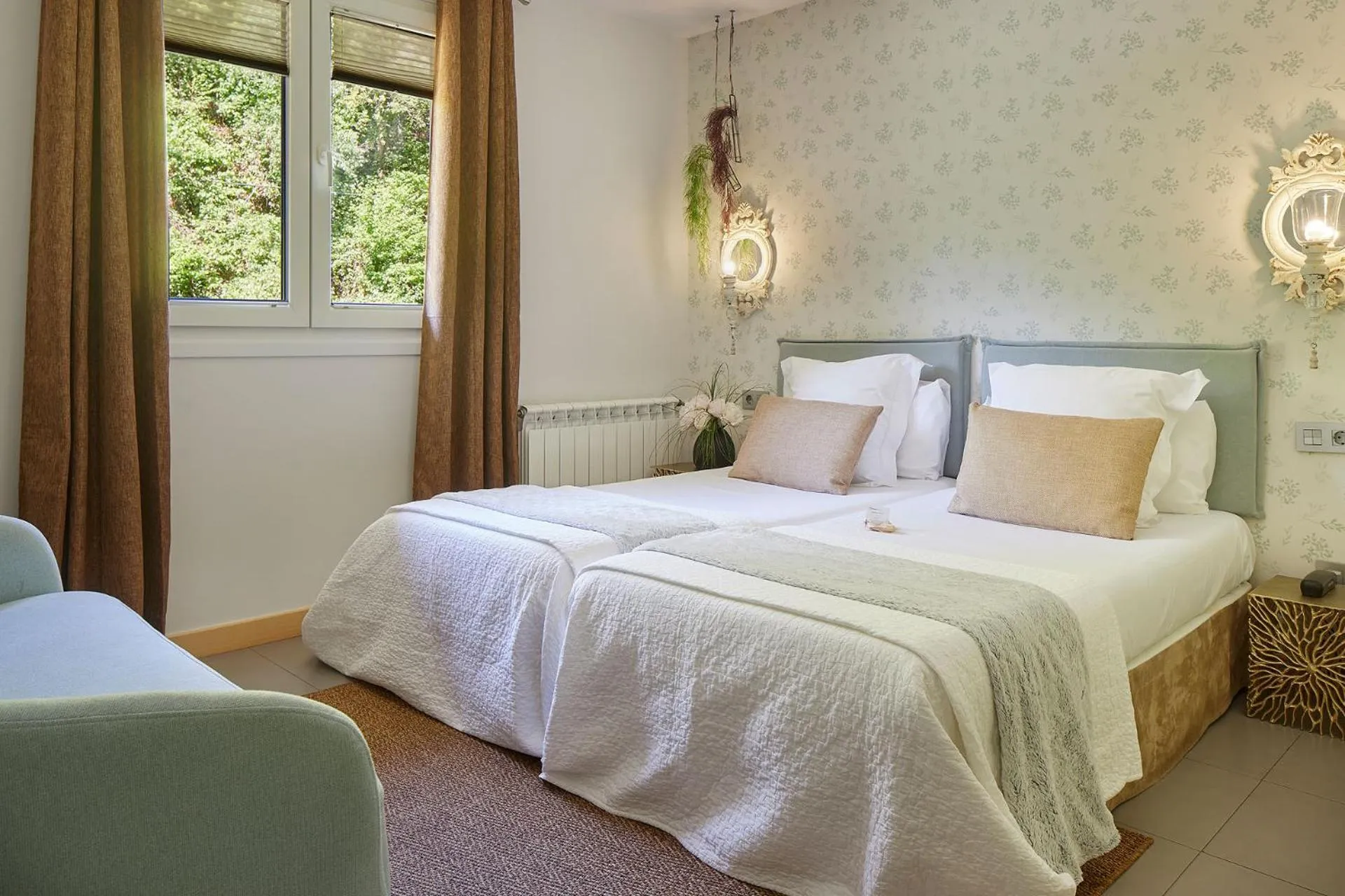 Bed in Hotel Boutique Txanka Erreka PARKING INCLUIDO