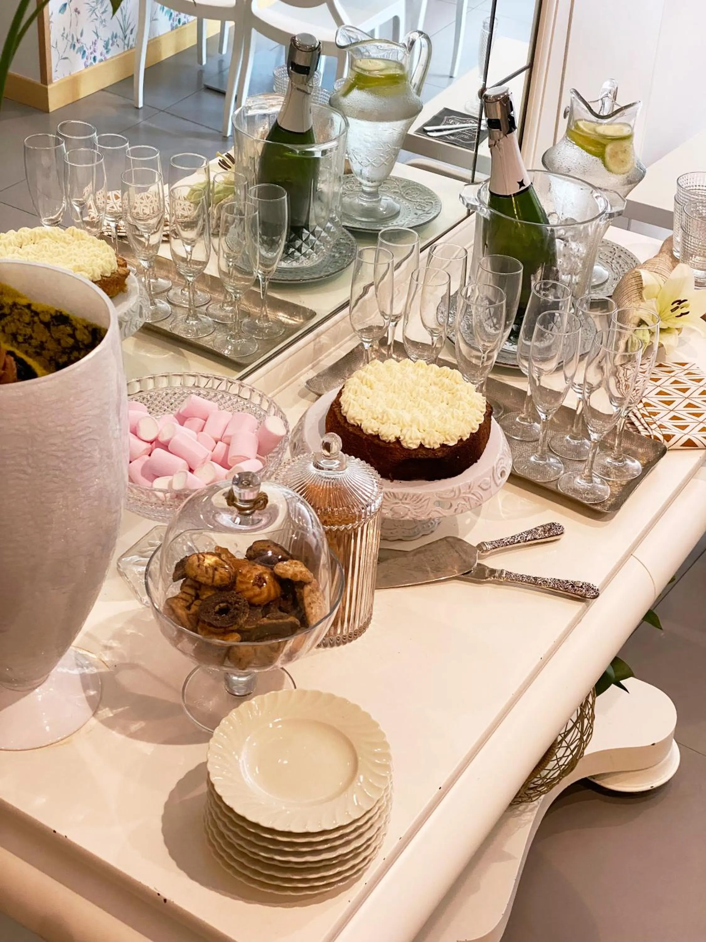 Food and drinks in Hotel Boutique Txanka Erreka PARKING INCLUIDO