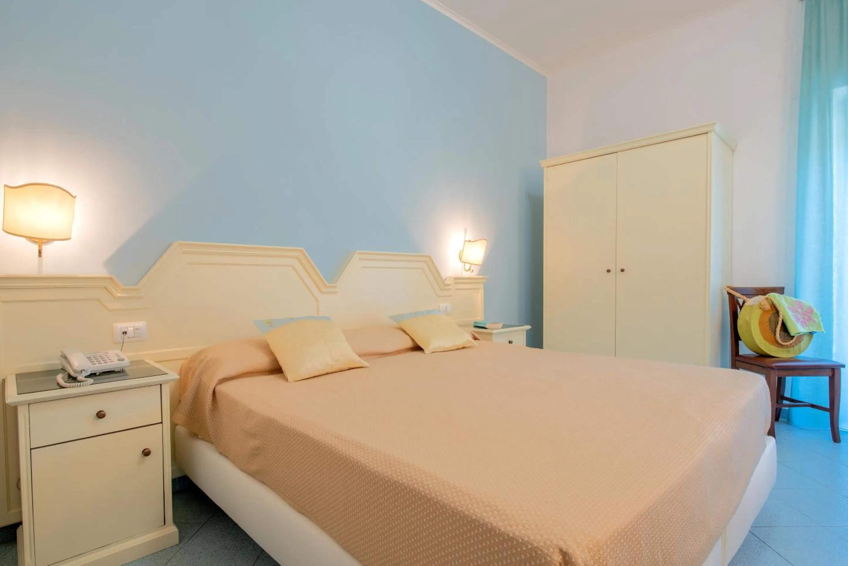 Bed in Hotel Ascot Sorrento