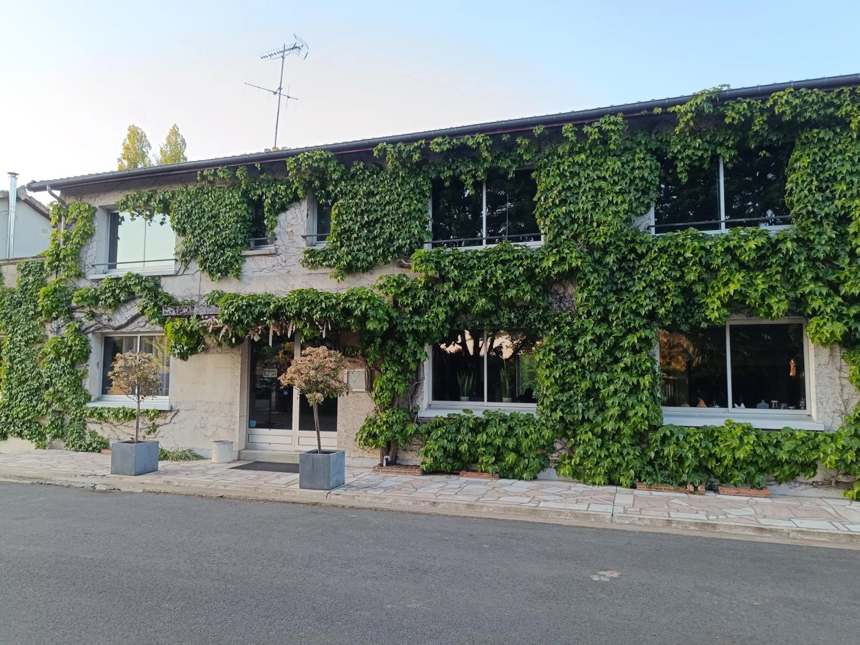 Property building in Chambres d'hotes du Port Gautier