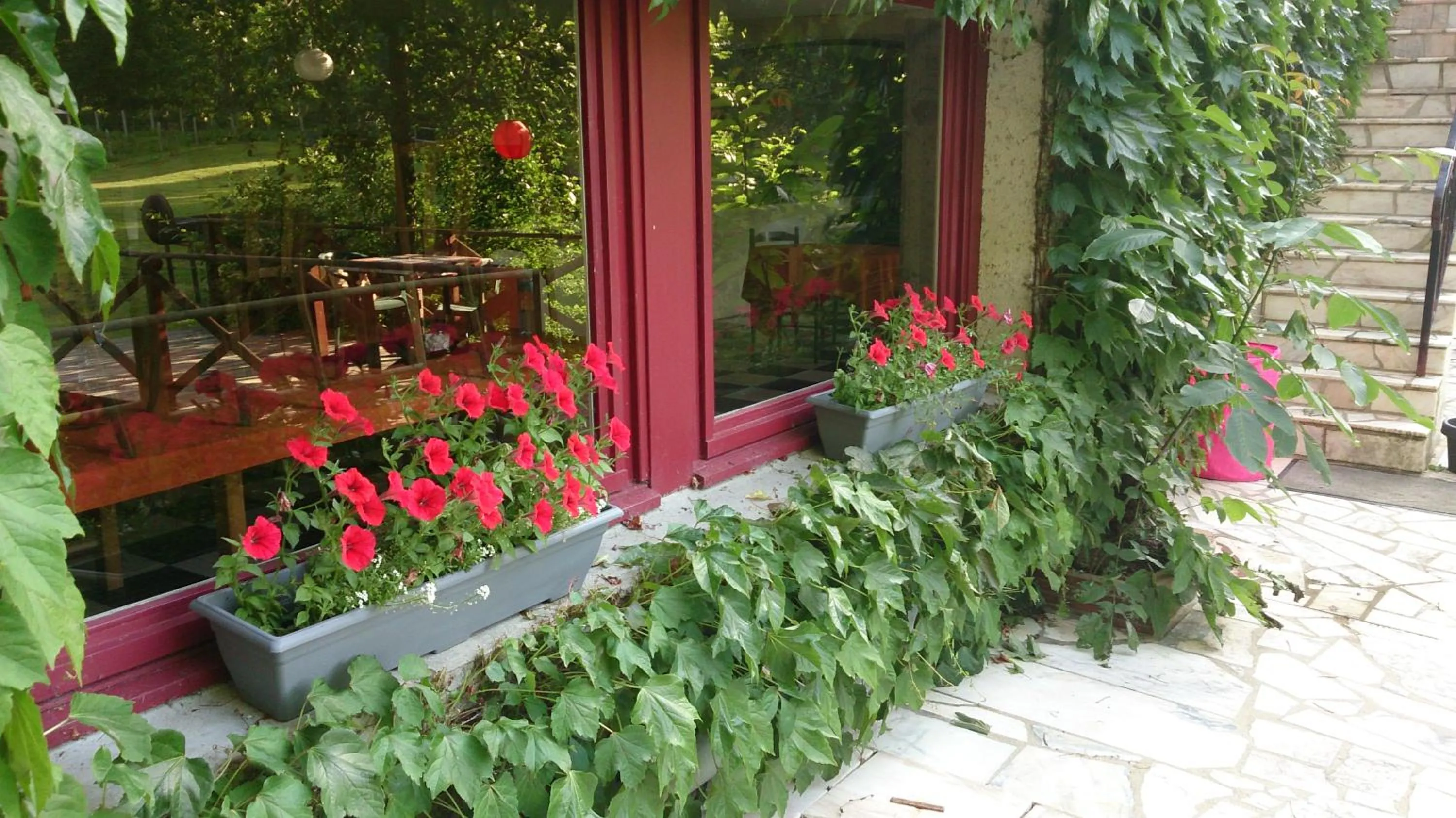 Restaurant/places to eat in Chambres d'hotes du Port Gautier