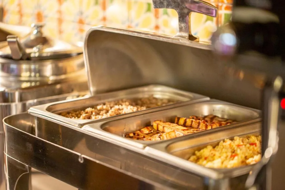 Restaurant/places to eat in Park-Hotel Golosievo