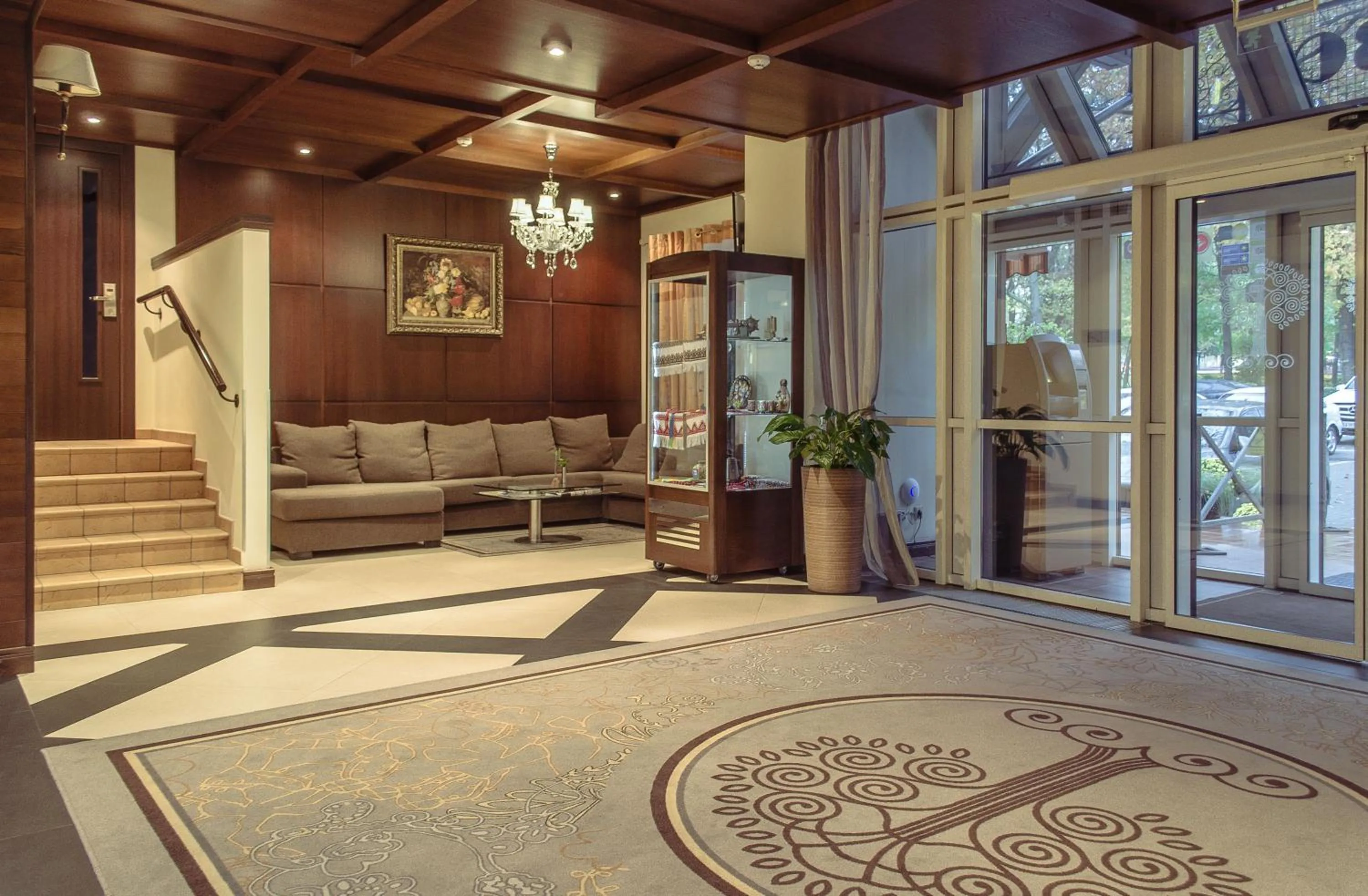 Lobby or reception in Park-Hotel Golosievo
