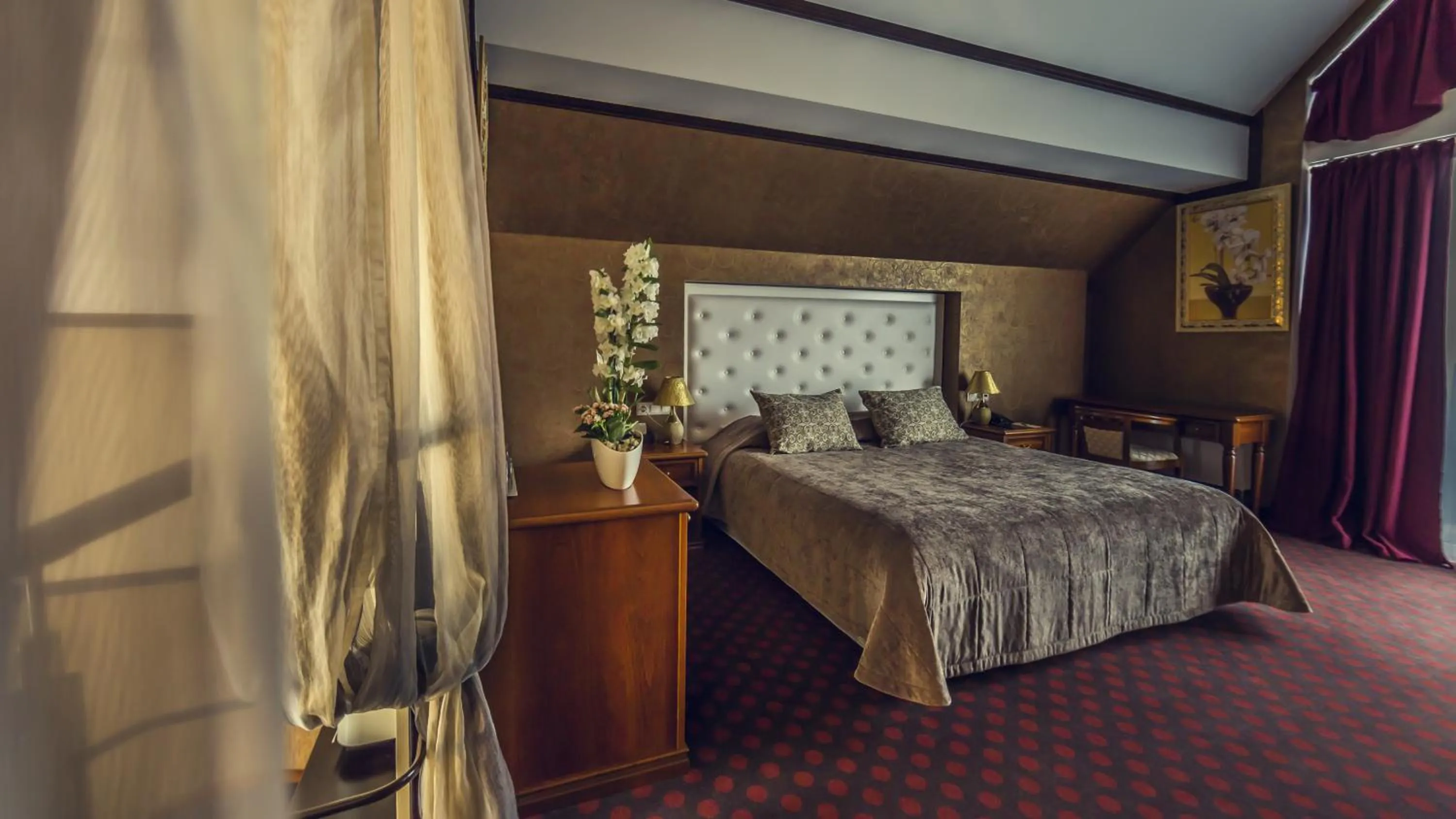 Photo of the whole room, Bed in Park-Hotel Golosievo