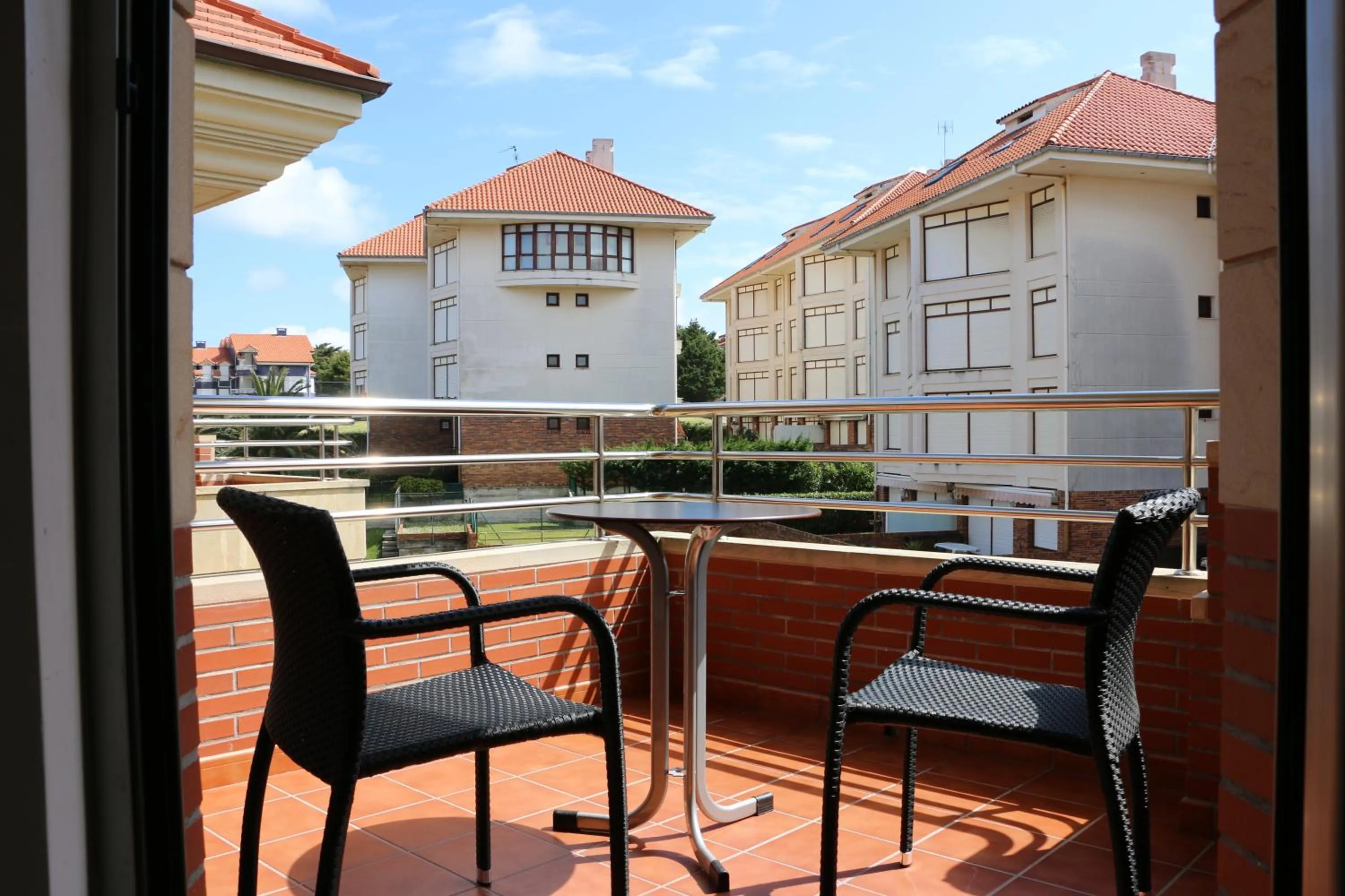 City view in Hotel Marítimo Ris con garaje