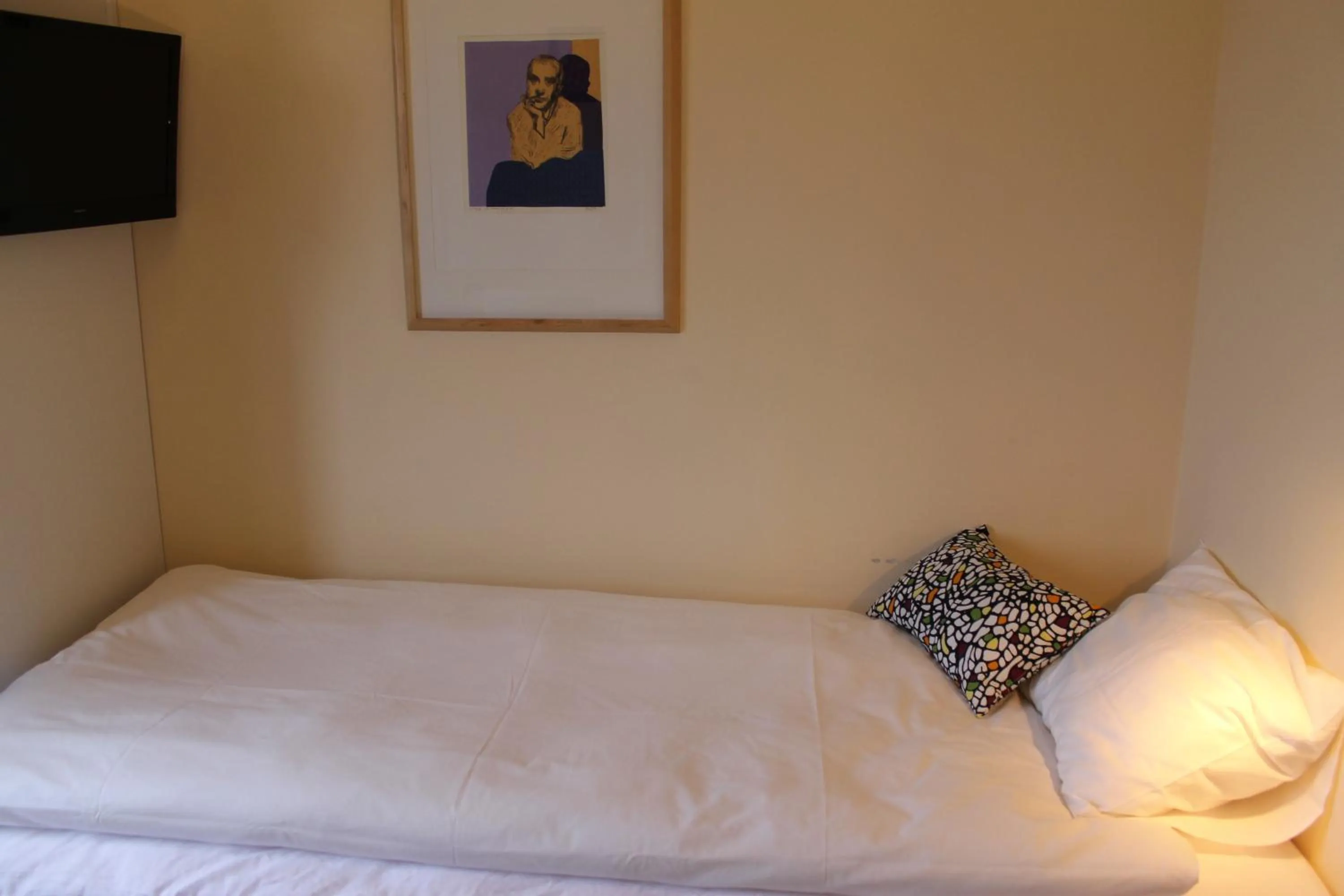 Bed in Stationshusets Hotell och Café