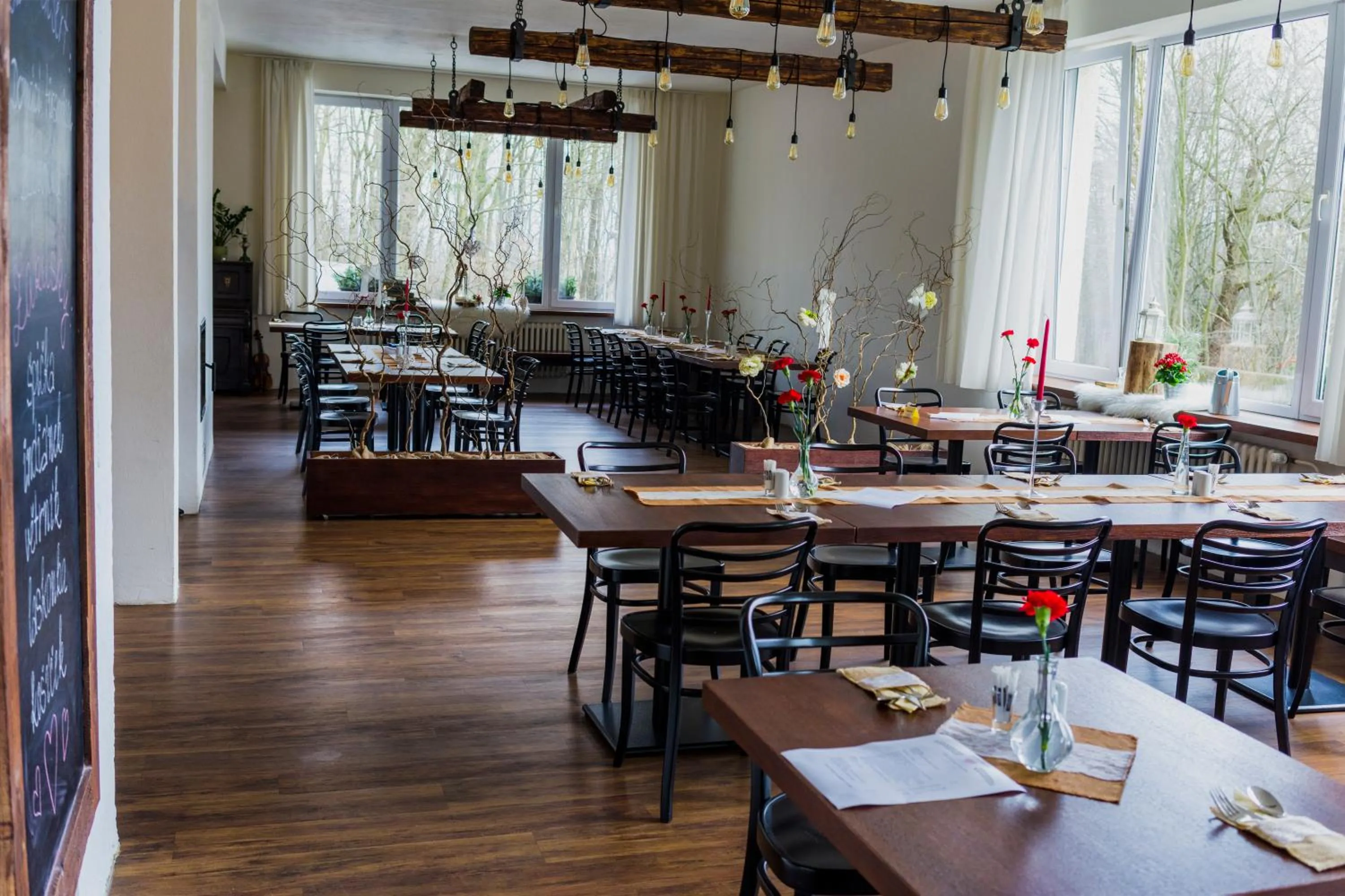 Restaurant/places to eat in Hotel Salaš