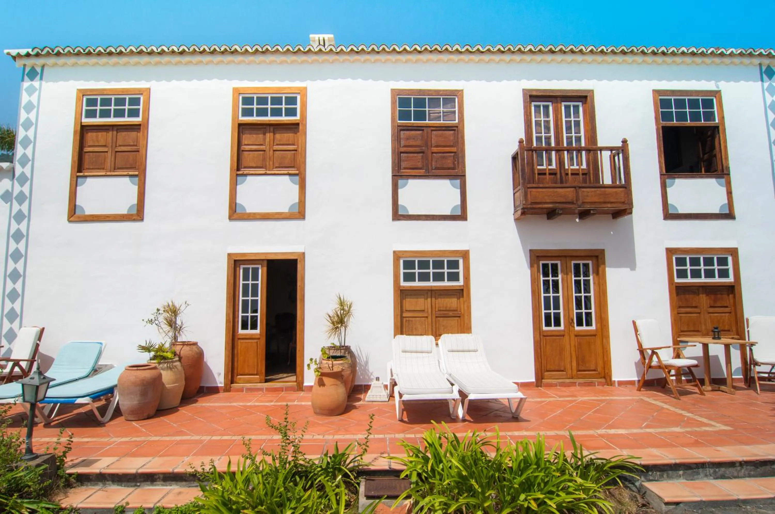 Facade/entrance in Finca Arminda