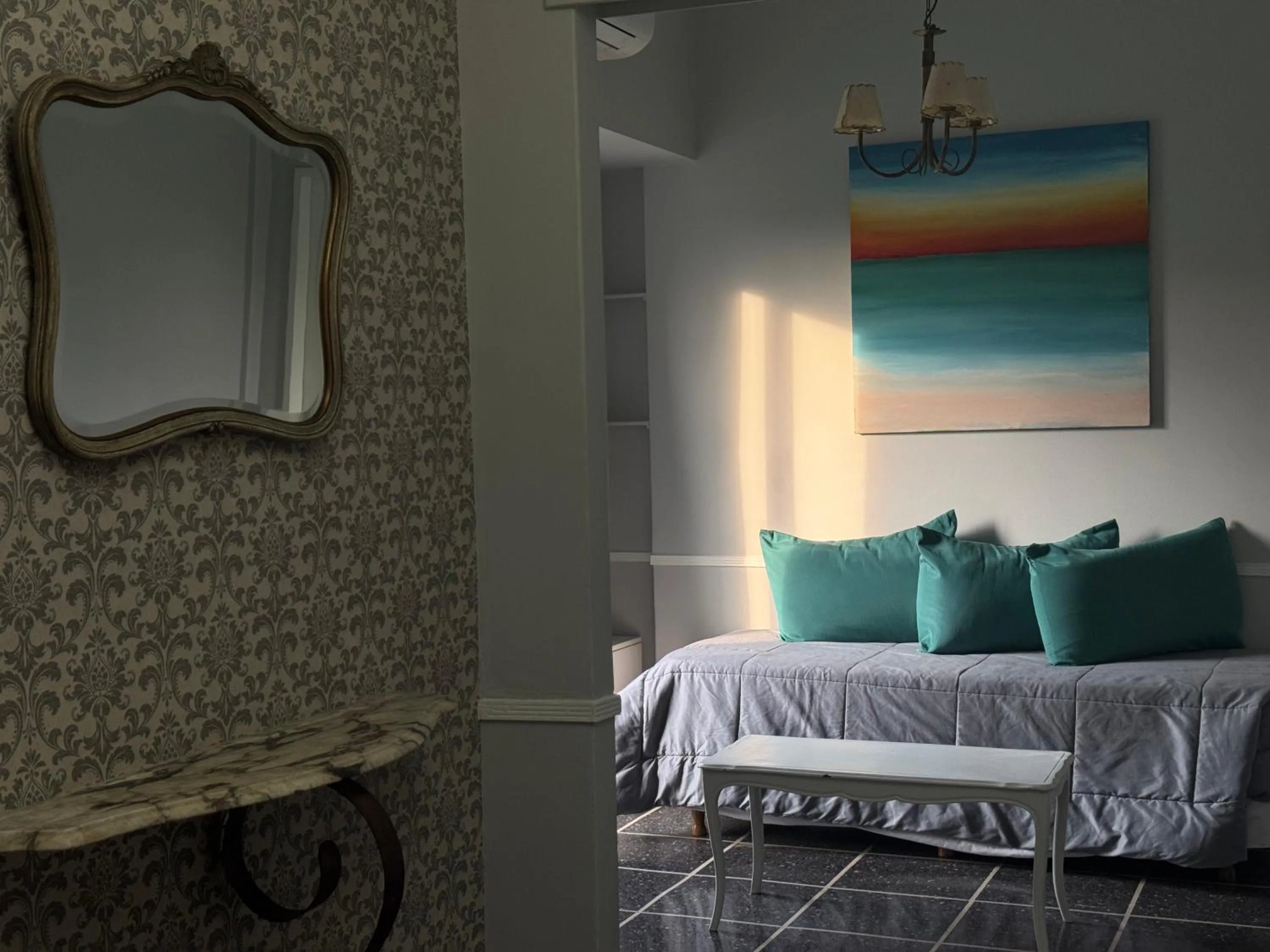 Bed in Hotel Lyon by MH