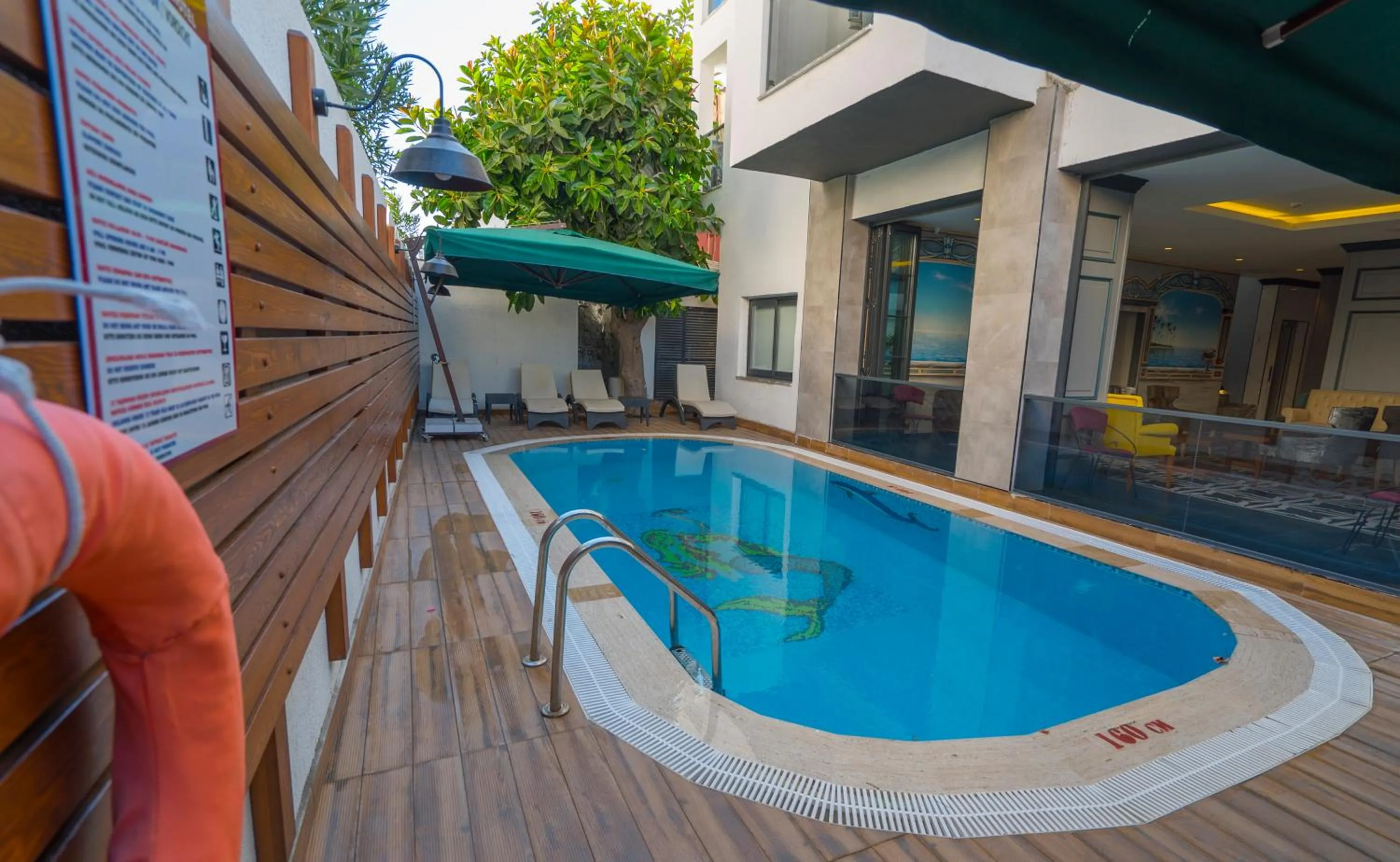 Swimming pool in Marmaris Beach Hotel
