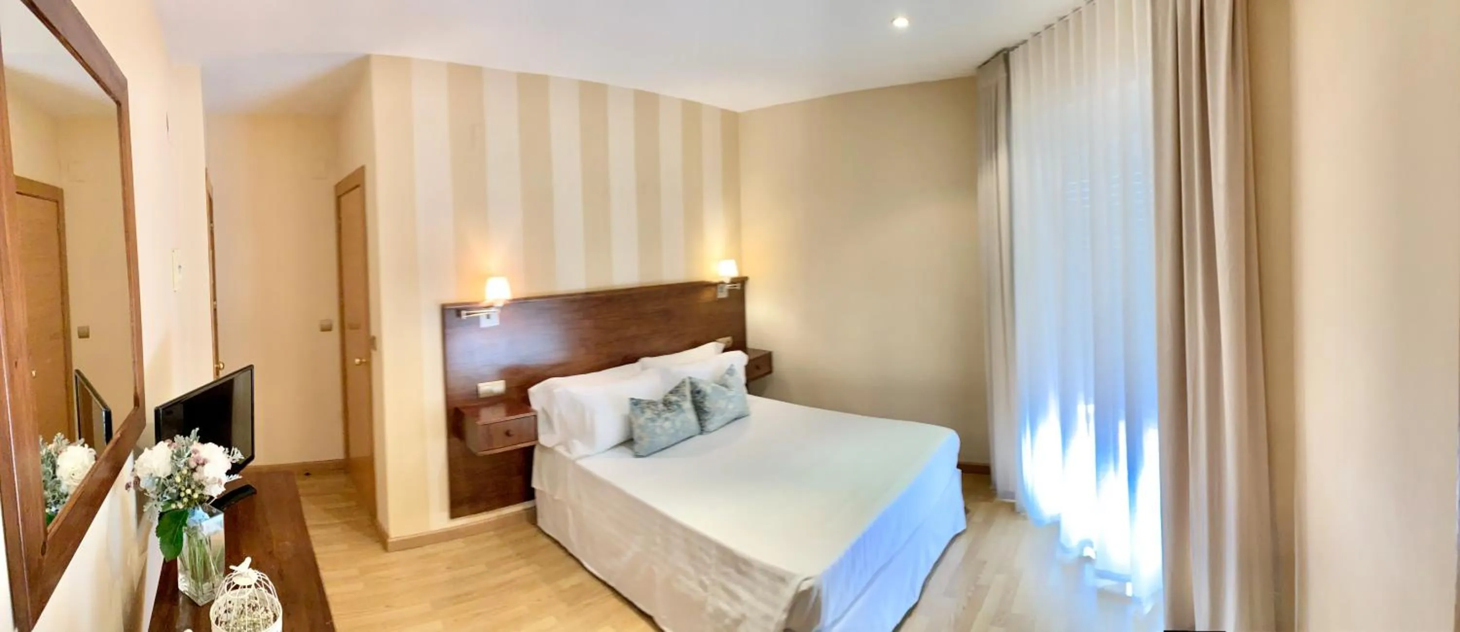 Bed in Hotel Fernando IV