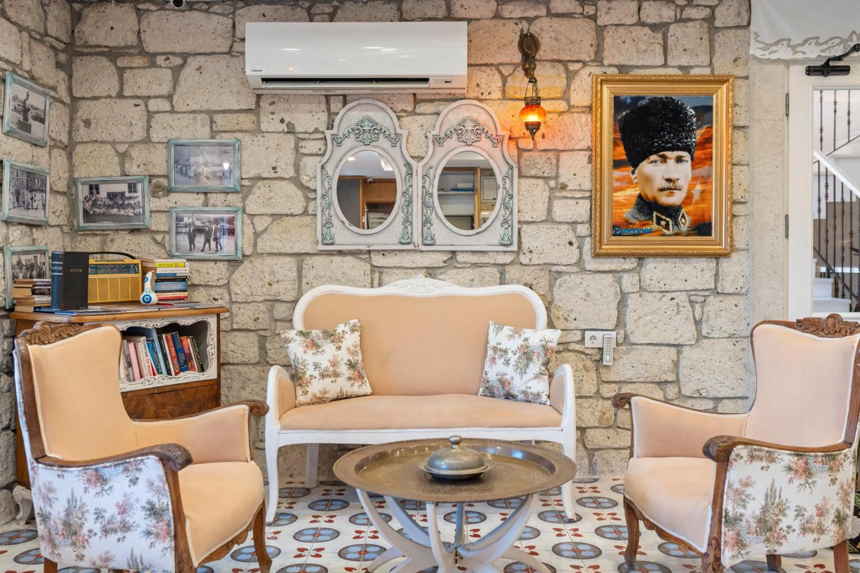 Lobby or reception in Bademli Konak Otel