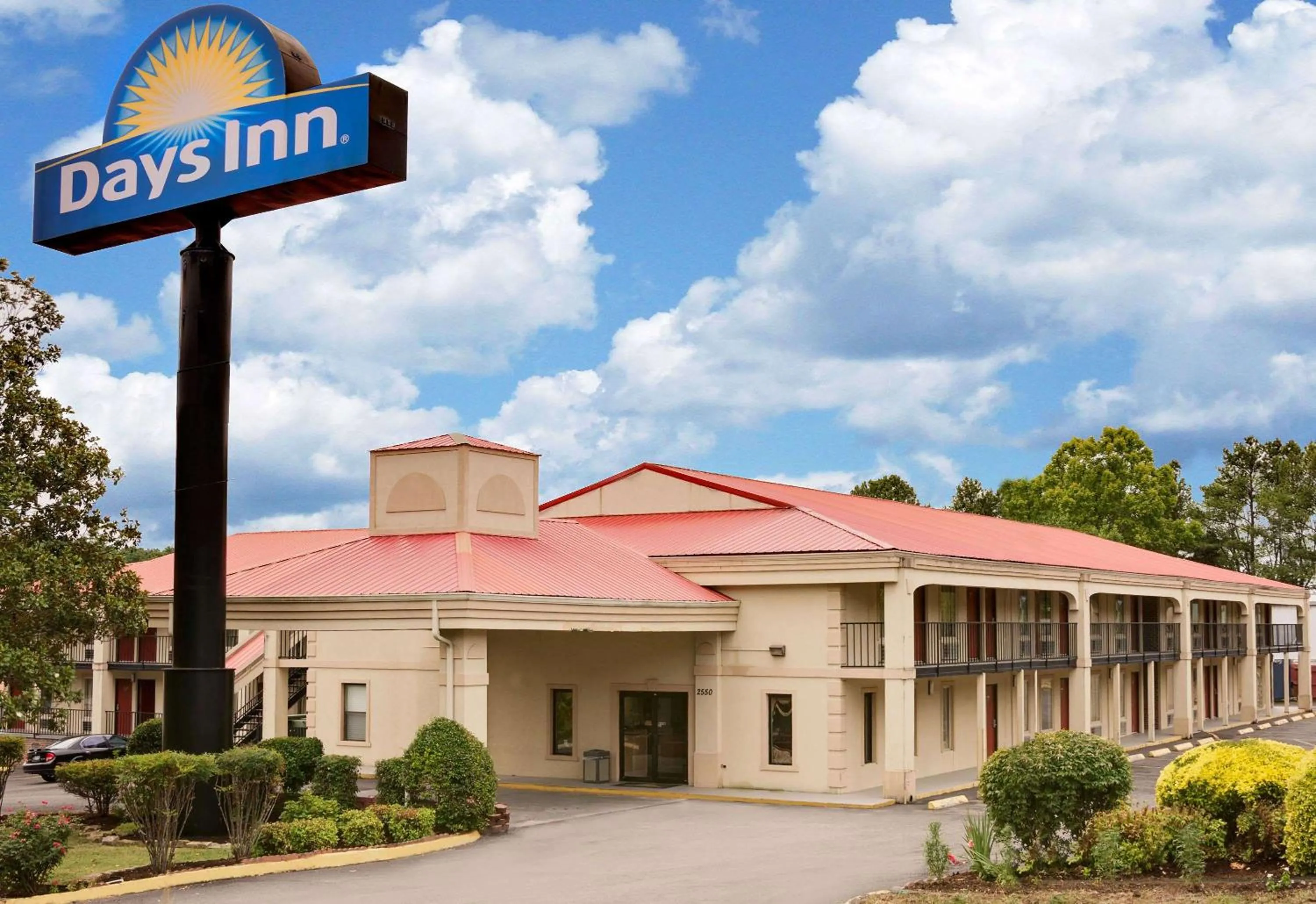 Property building in Days Inn by Wyndham Cleveland TN