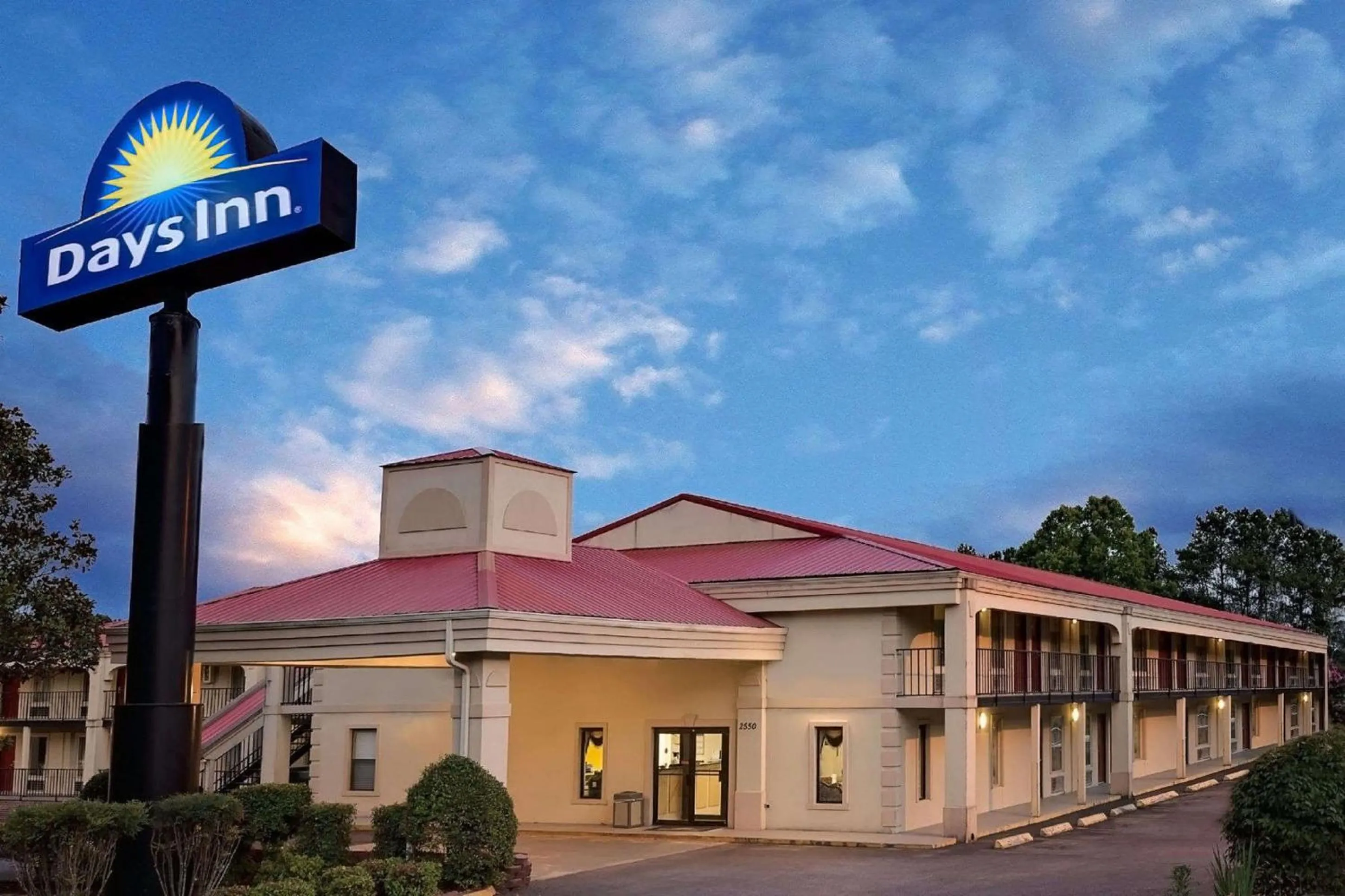 Property building in Days Inn by Wyndham Cleveland TN