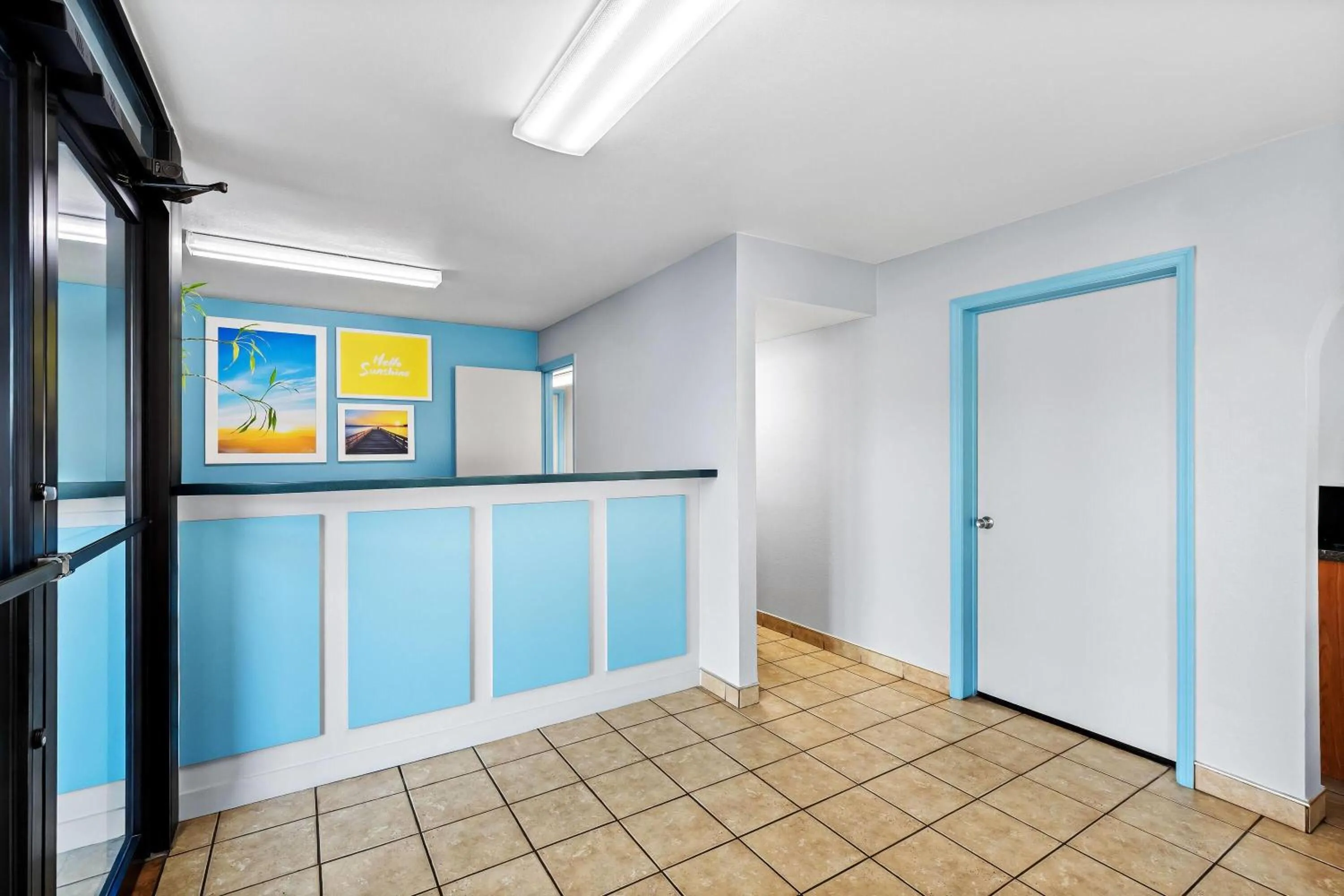 Lobby or reception in Days Inn by Wyndham Cleveland TN