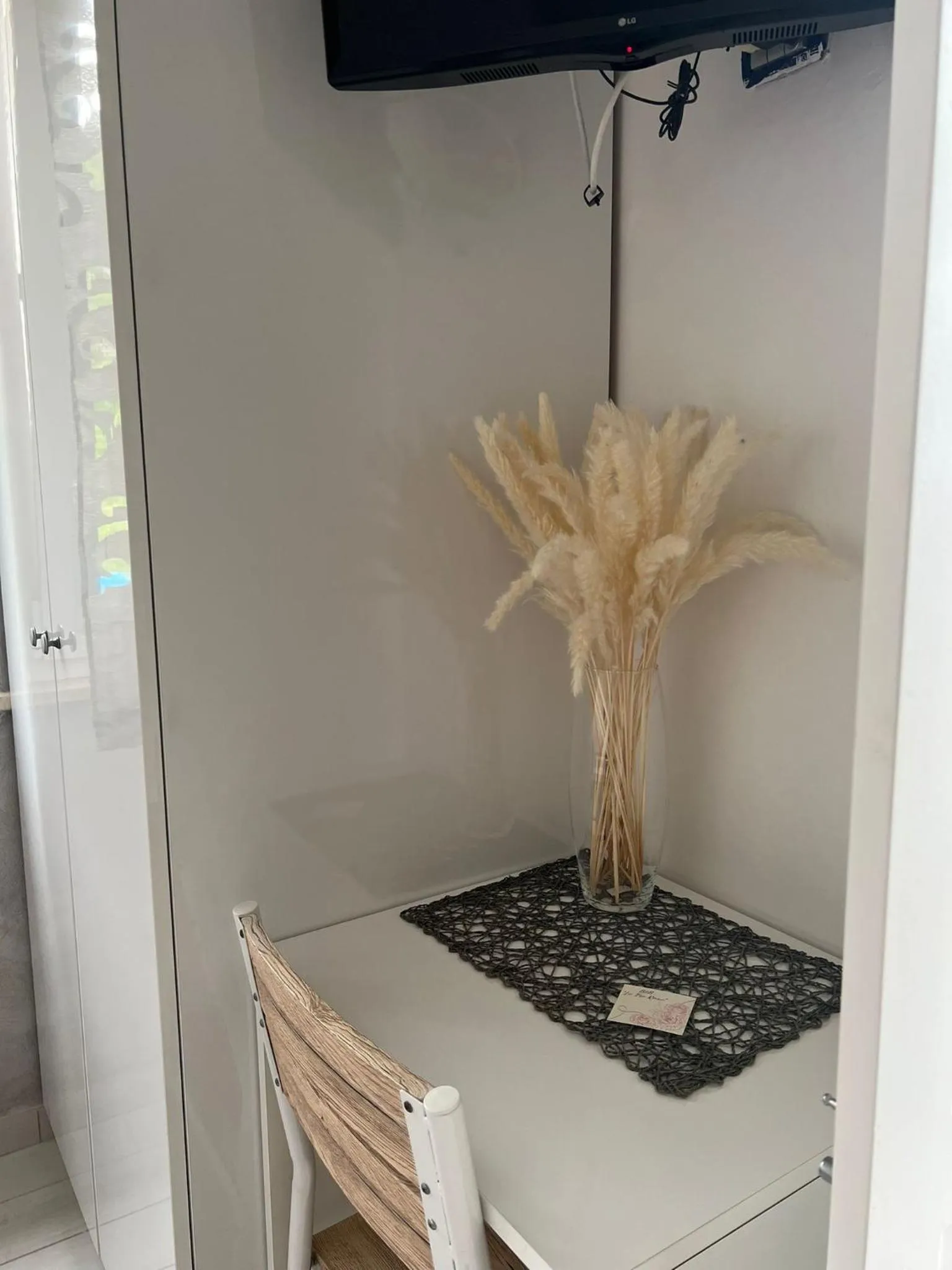 Decorative detail in Le Tre Rose