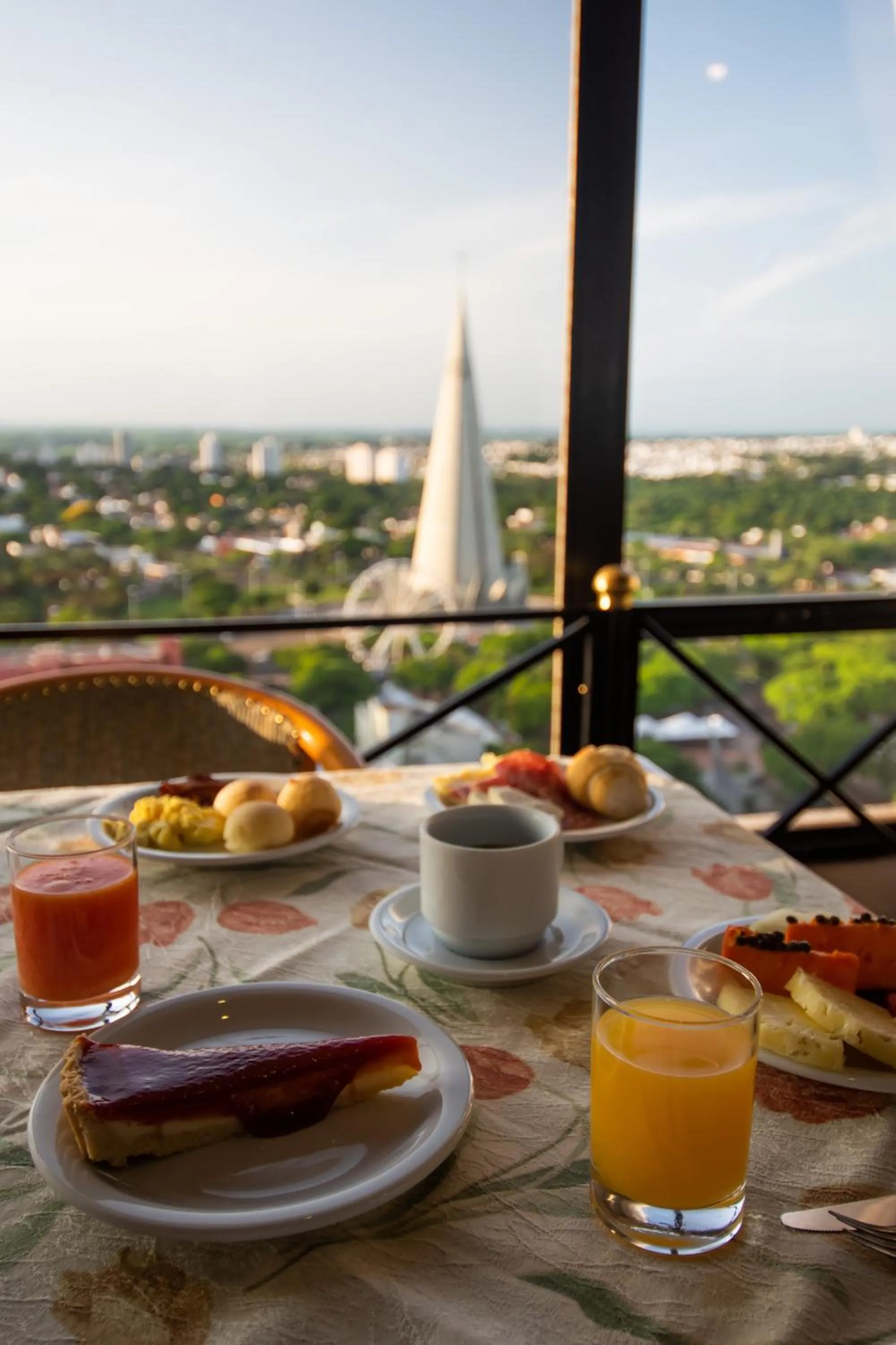 Food and drinks in Golden Ingá Hotel