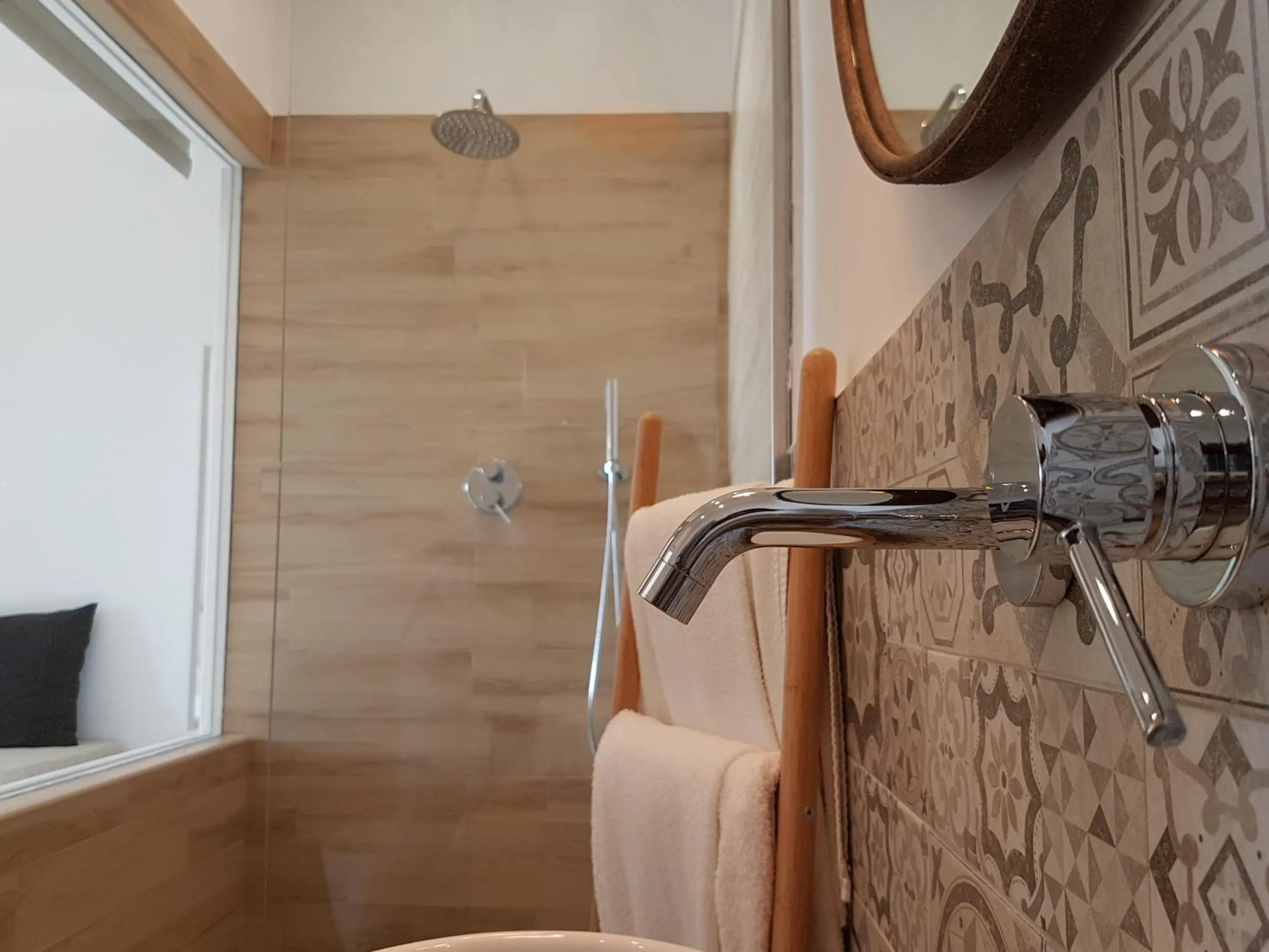 Toilet in Break for two