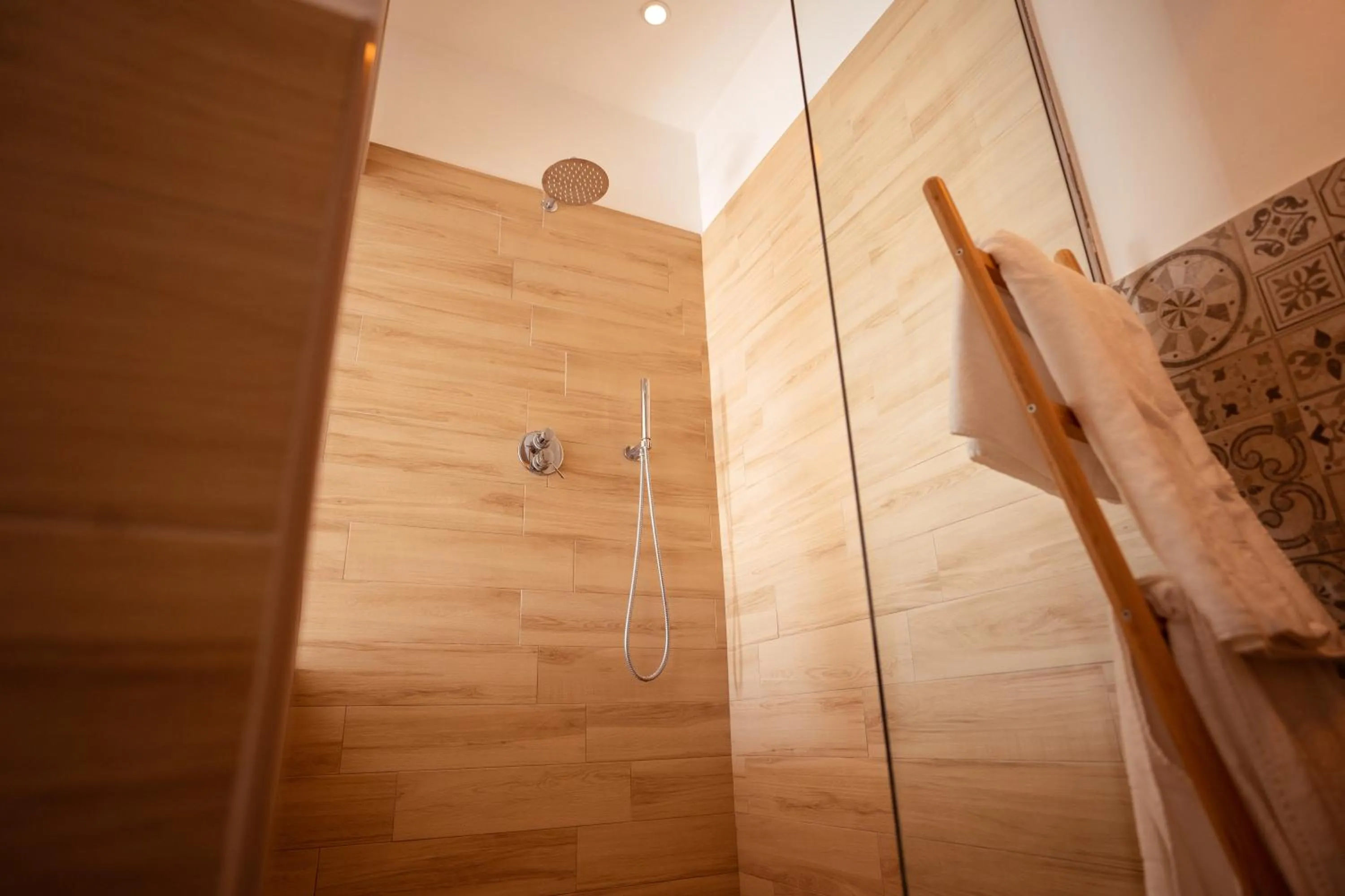 Shower in Break for two