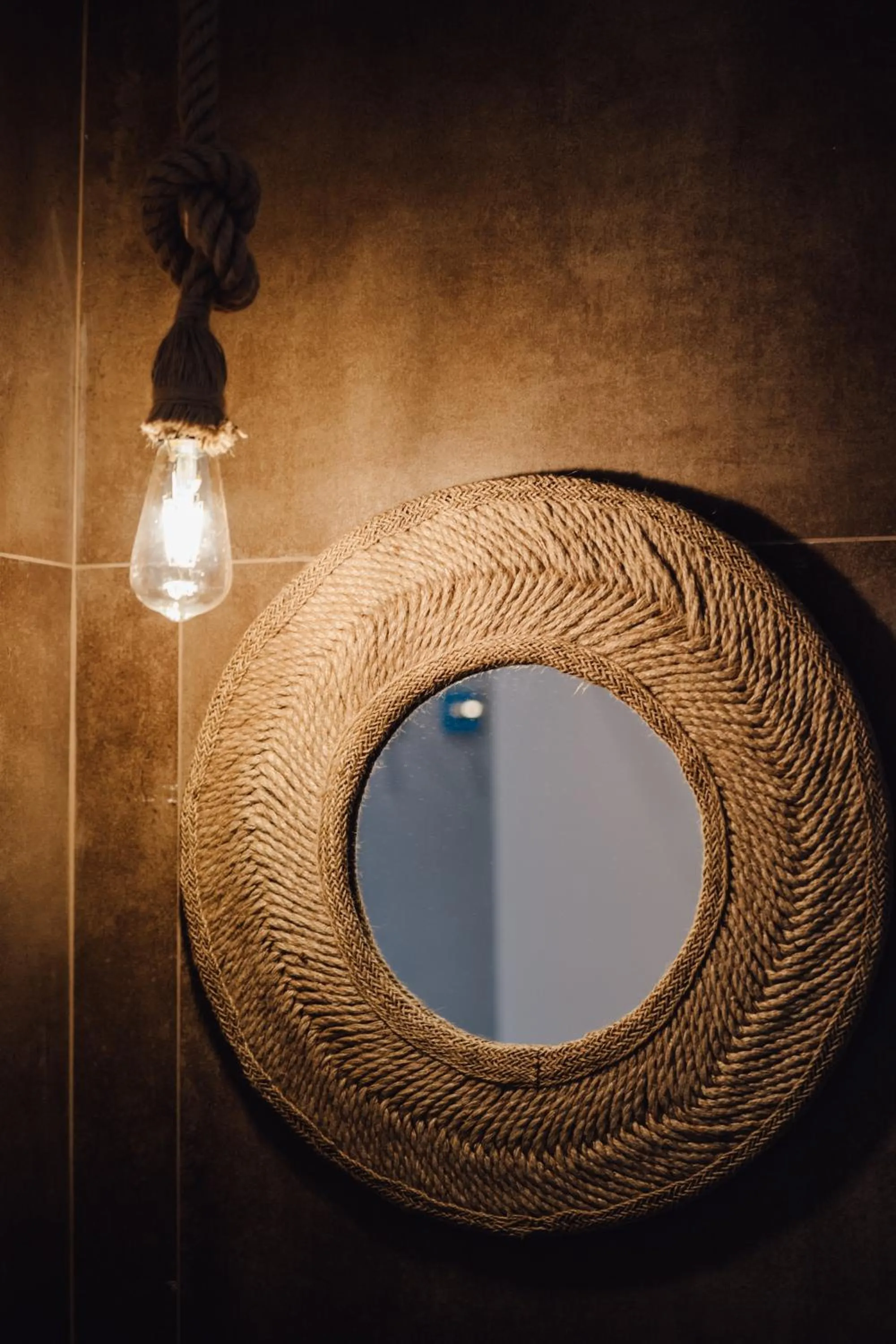 Decorative detail in Break for two