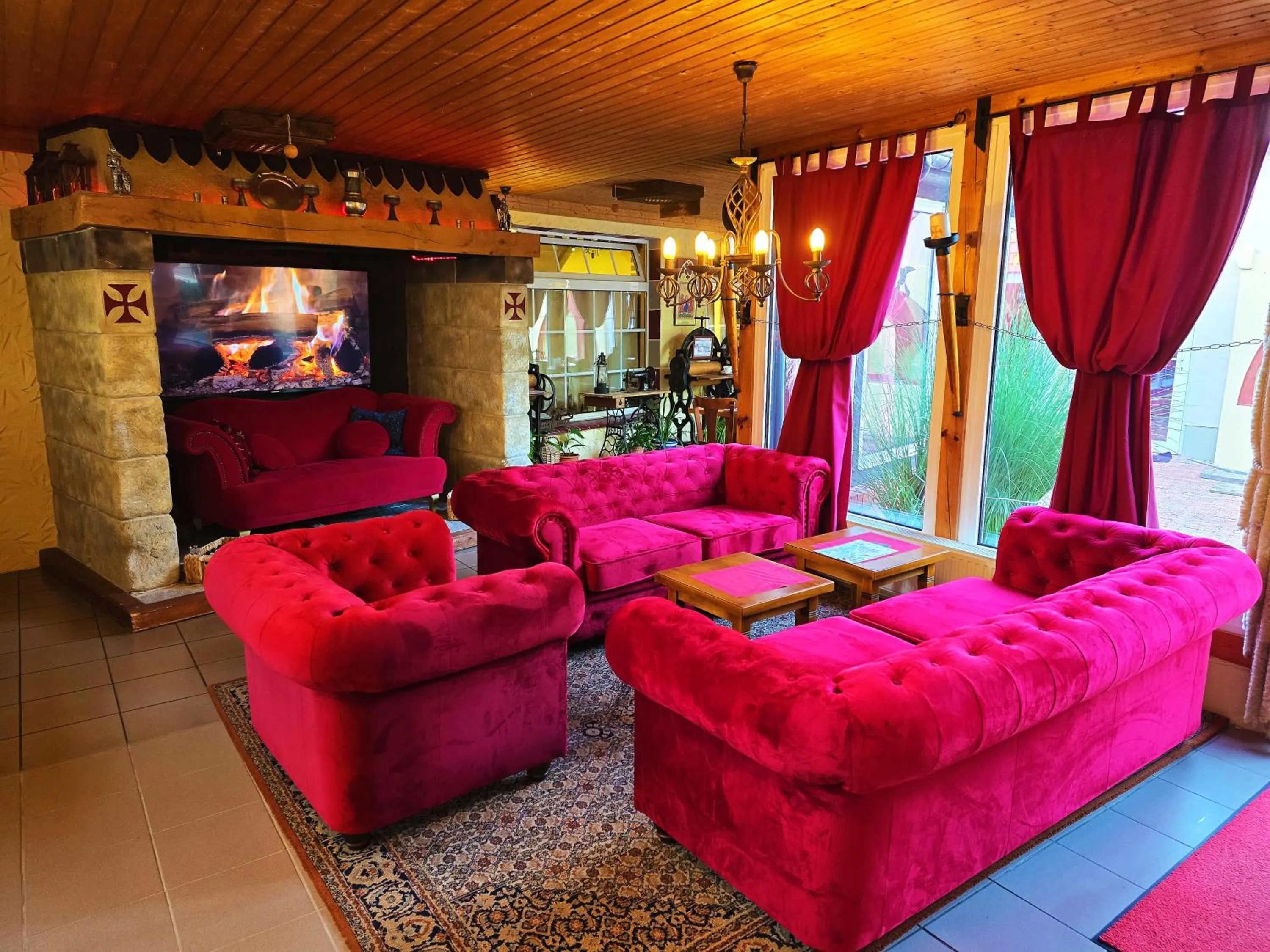 Lounge or bar in BinzHotel Landhaus Waechter