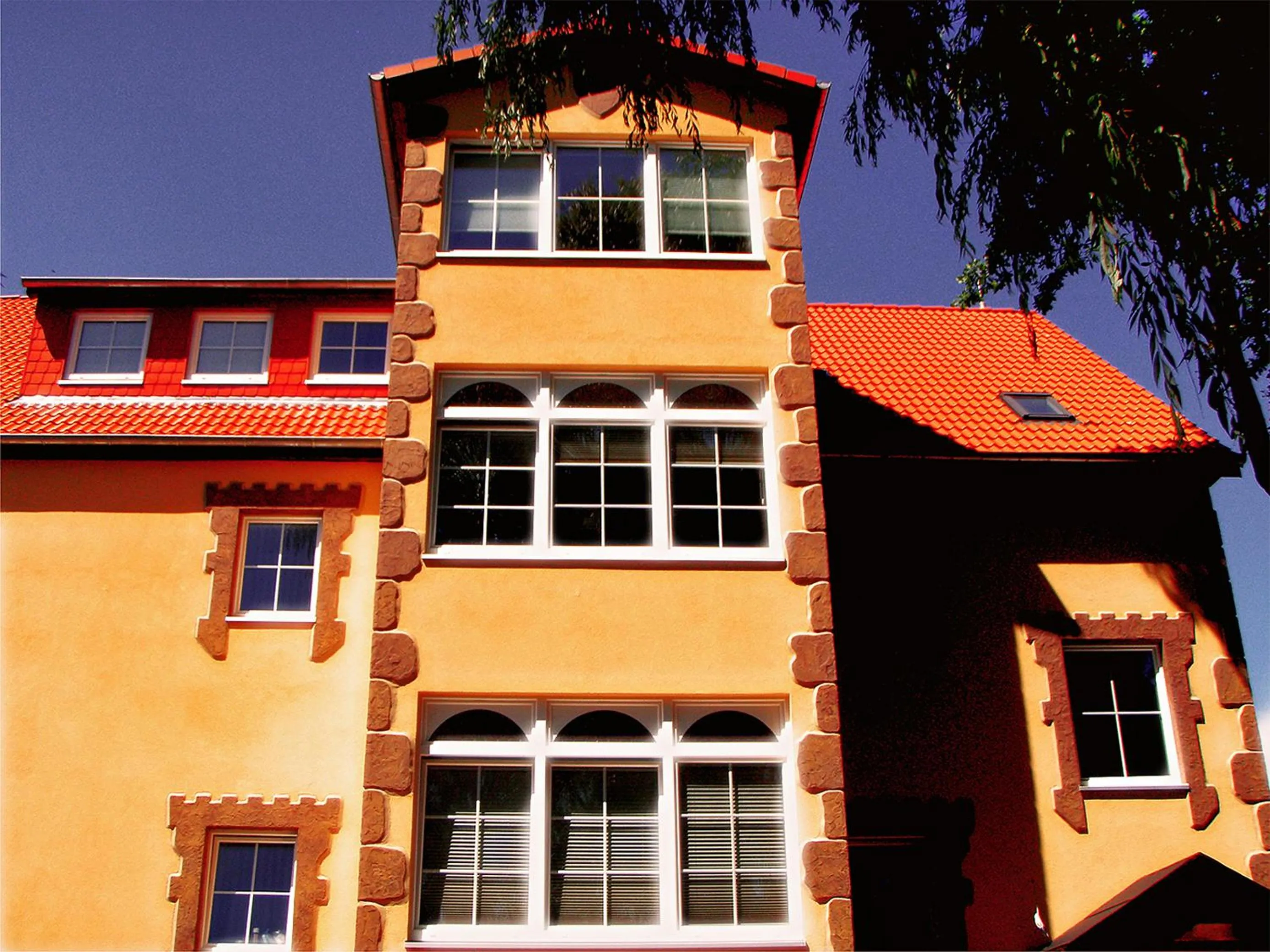 Facade/entrance in BinzHotel Landhaus Waechter