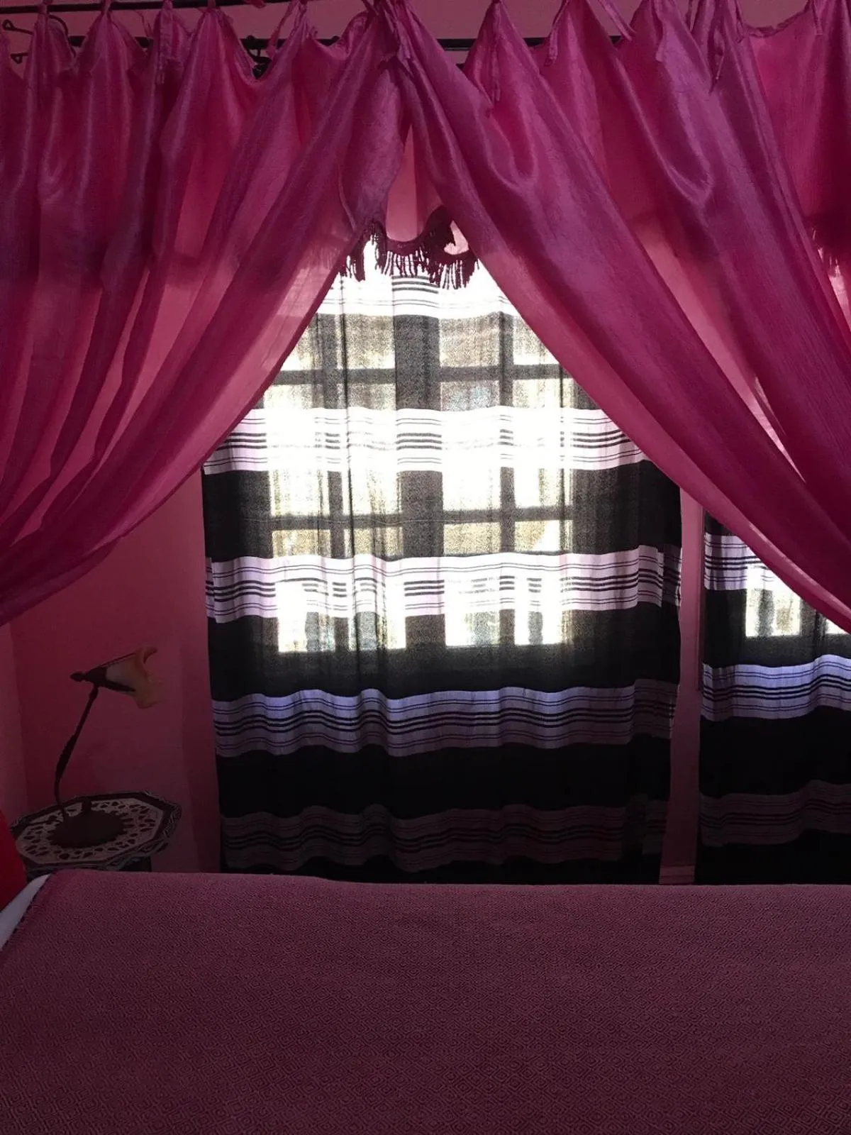 Bed in Hôtel Riad Gnaoua