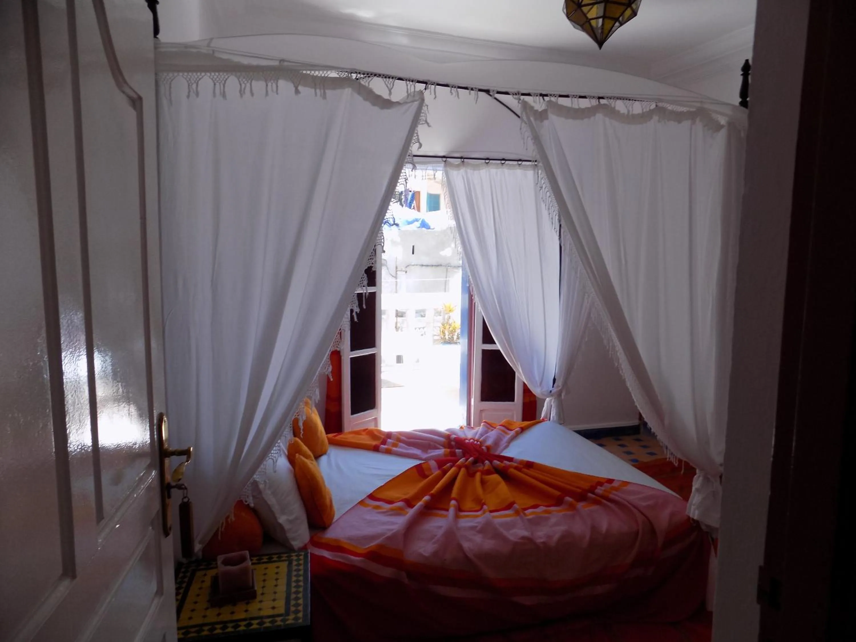 Day, Bed in Hôtel Riad Gnaoua