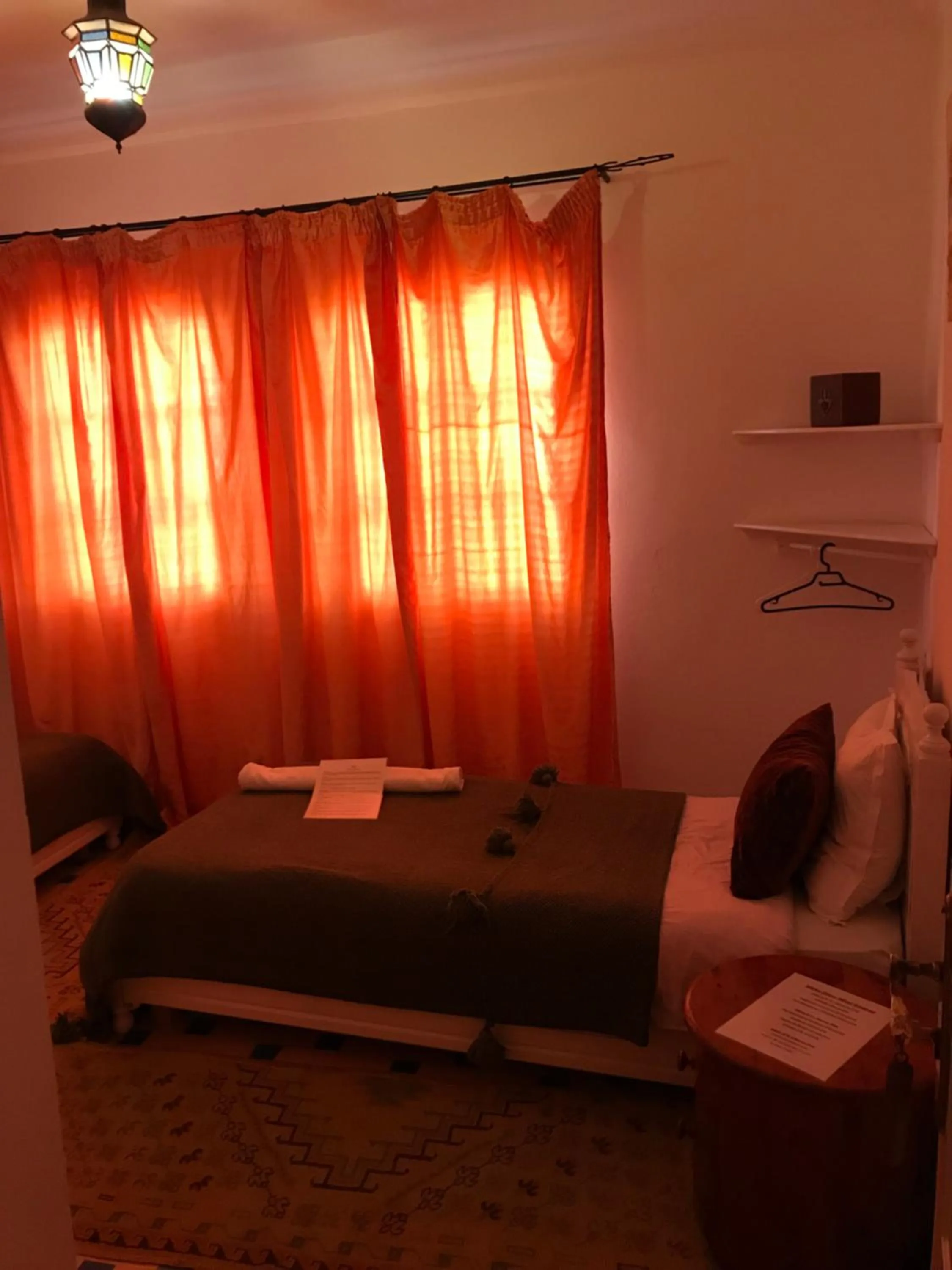 Bed in Hôtel Riad Gnaoua