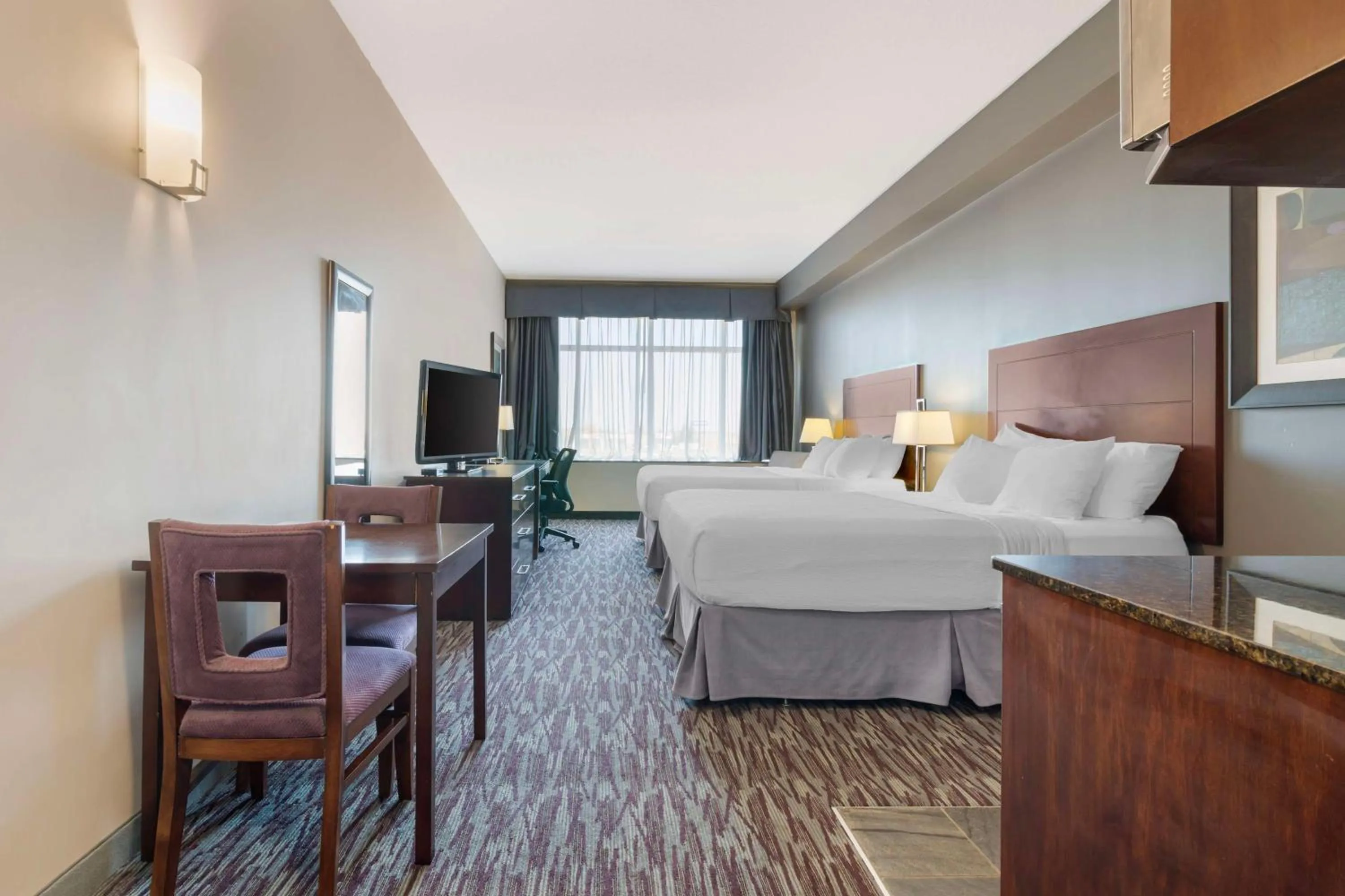 Bedroom, Bed in Best Western Plus Brandon Inn