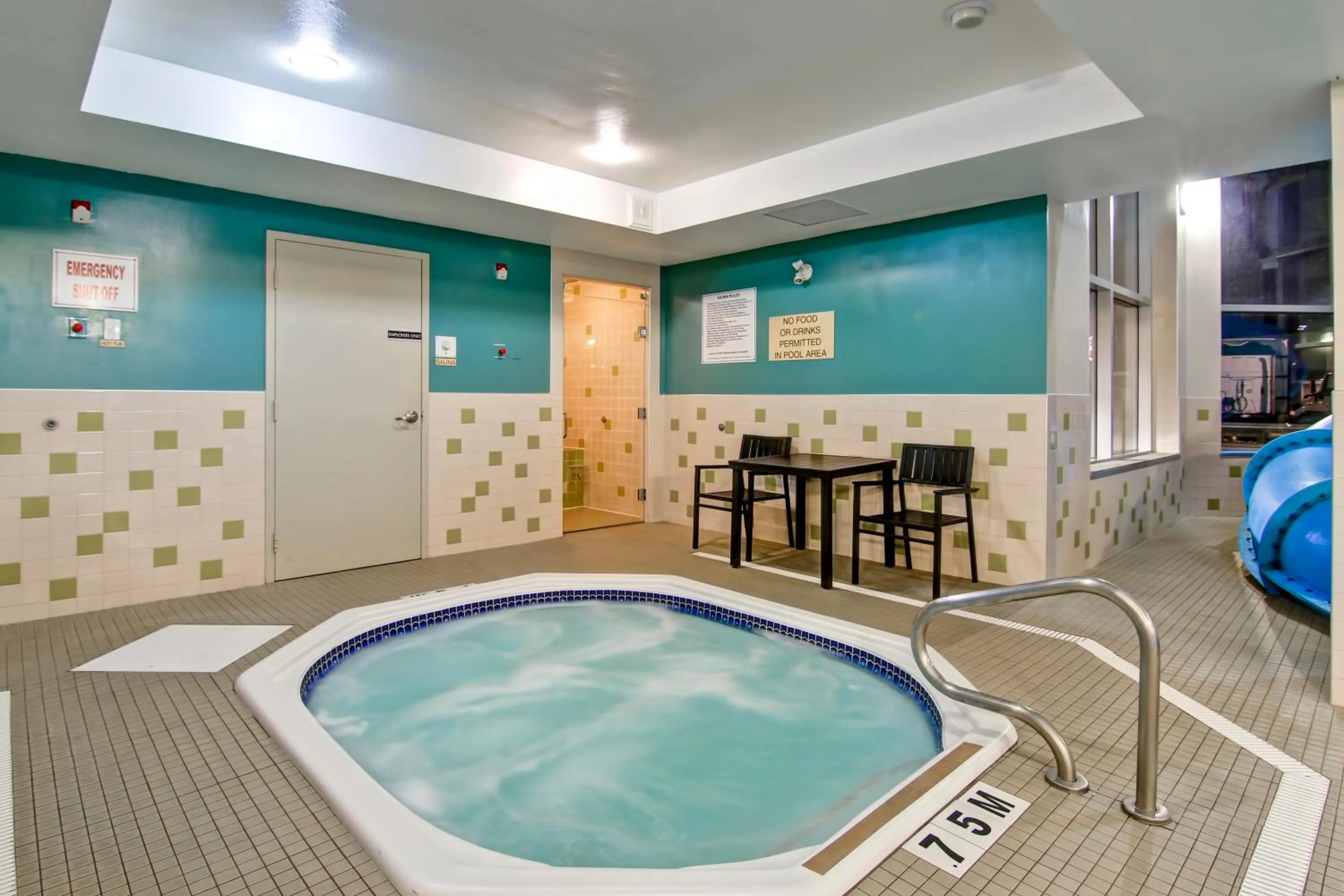 Hot Tub in Best Western Plus Brandon Inn
