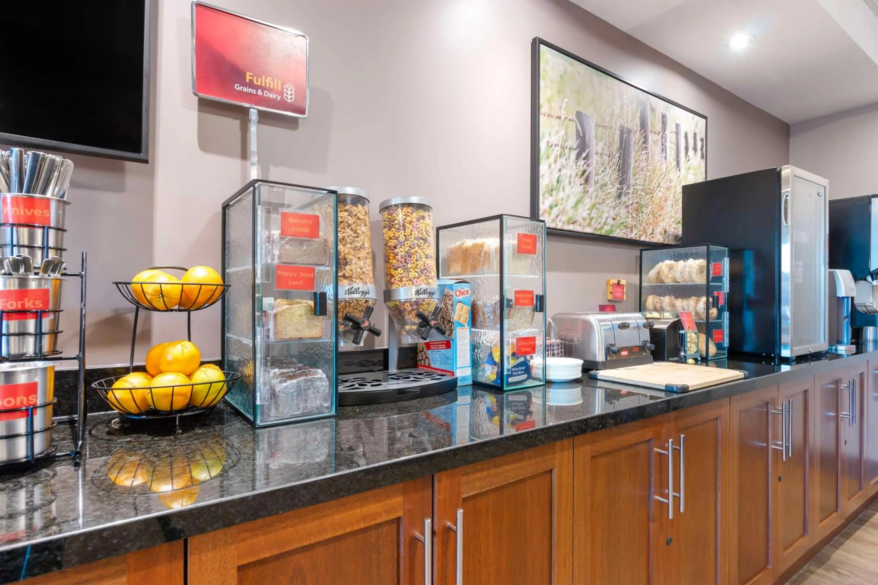 Breakfast in Best Western Plus Brandon Inn