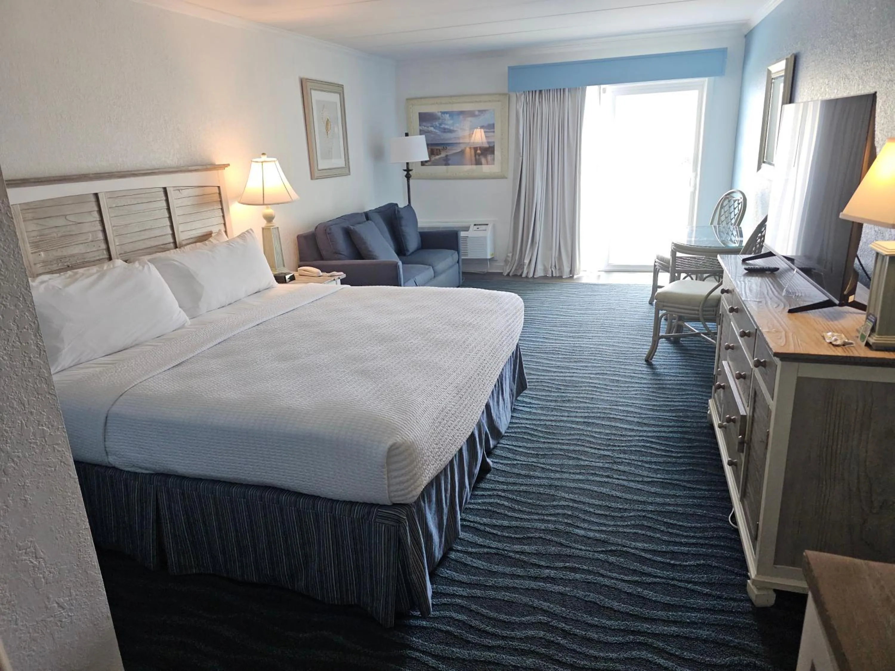 Bed in Surf Side Hotel