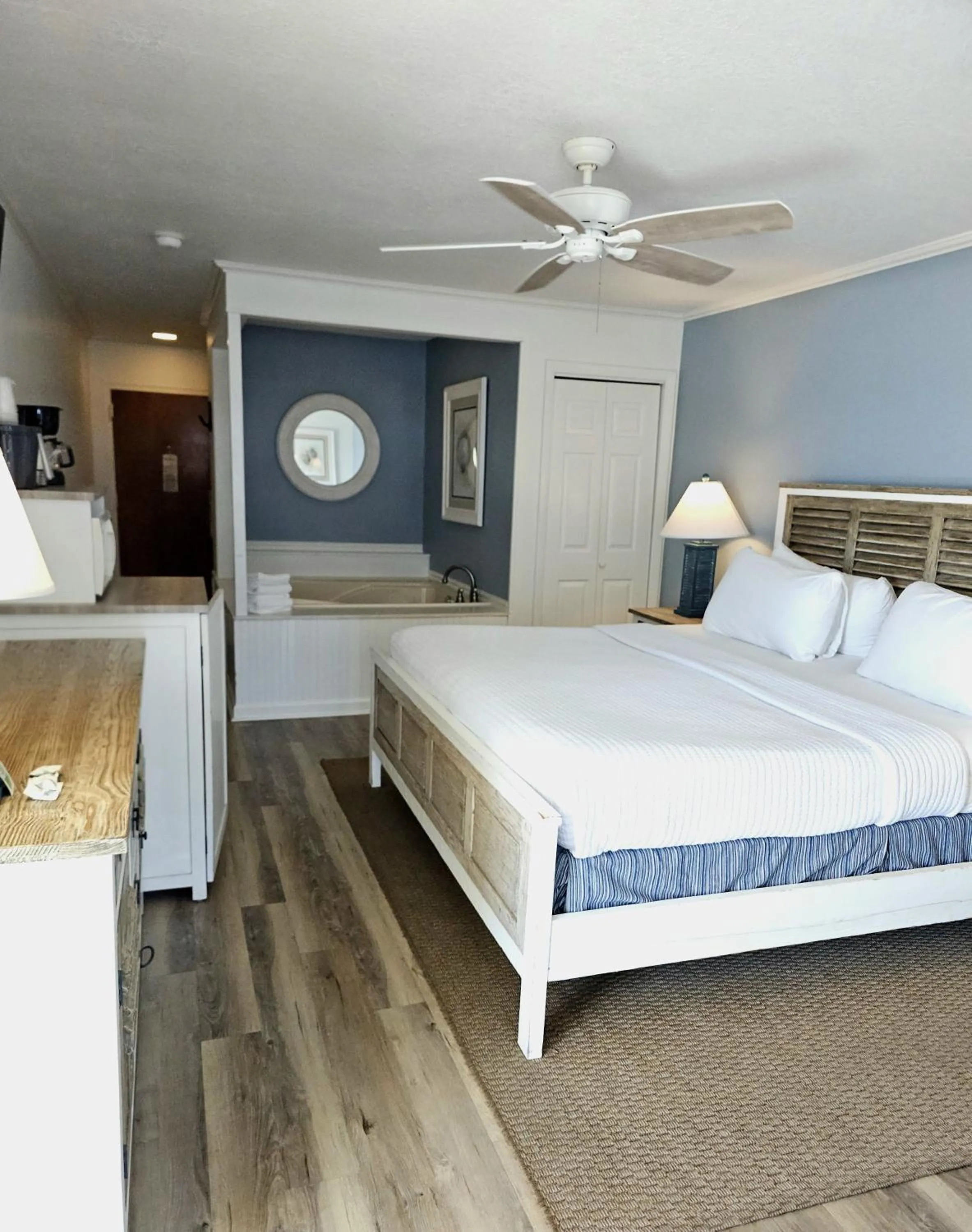 Bed in Surf Side Hotel