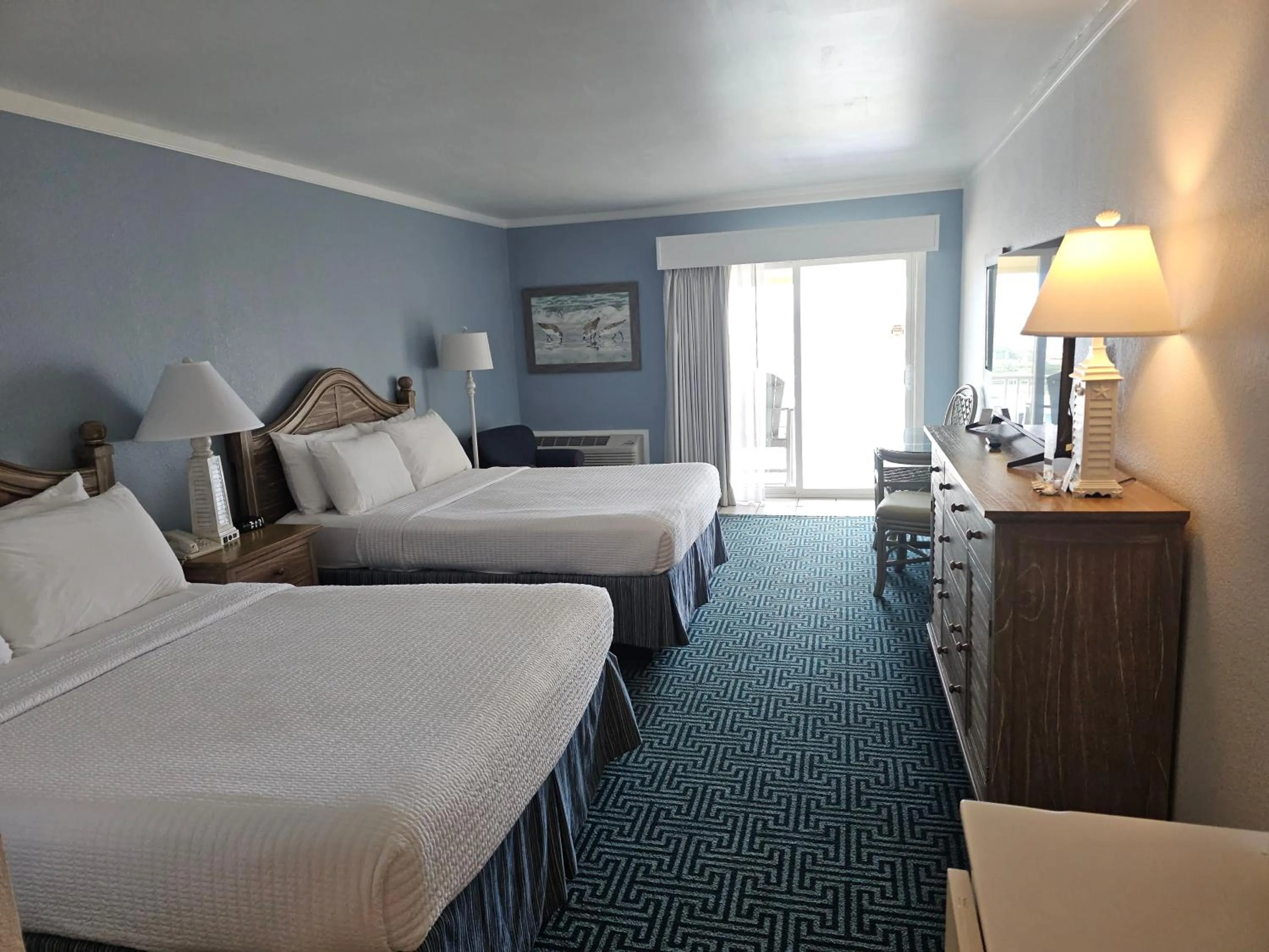 Bed in Surf Side Hotel