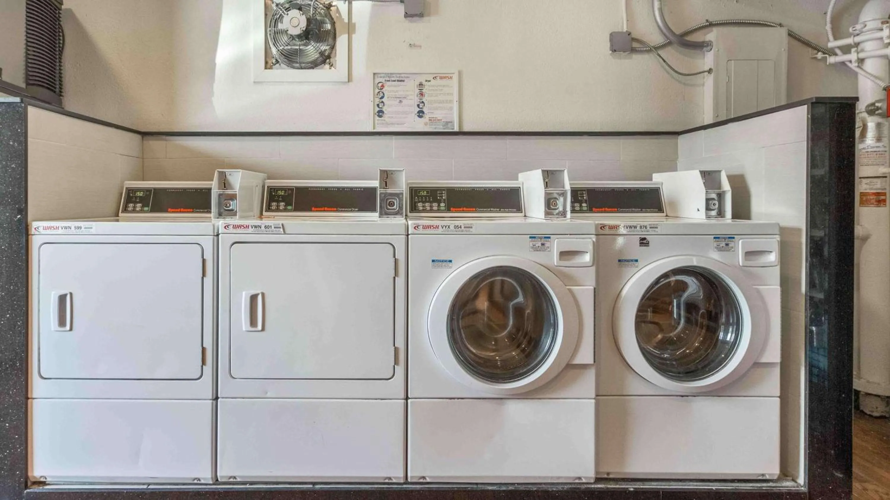 Property building in Motel 6-Fremont, CA - South