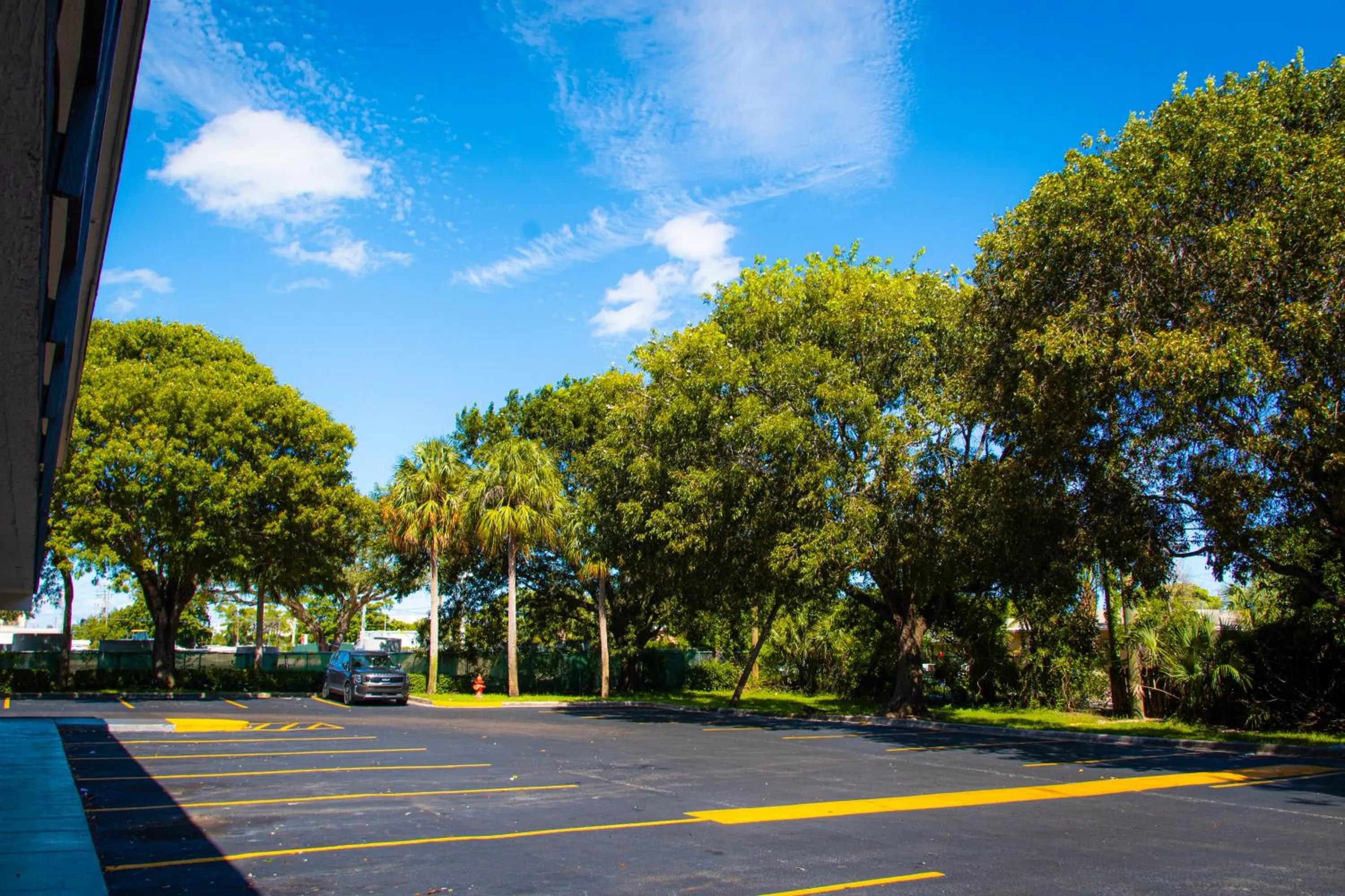 Parking in Motel 6-Lantana West Palm Beach, FL