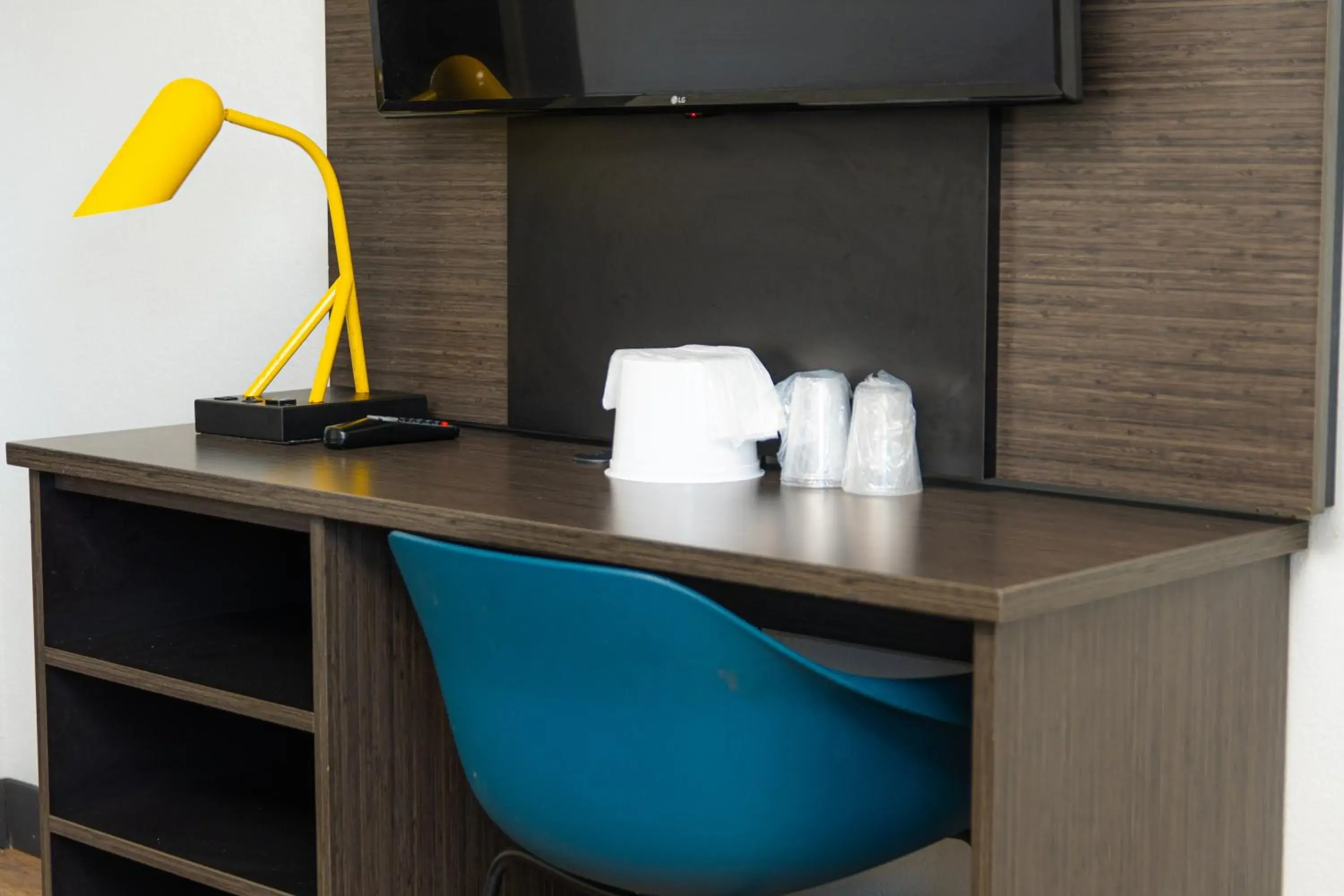 Queen Room - Disability Access - Roll in Shower in Motel 6-Lantana West Palm Beach, FL Queen Room - Disability Access - Roll in Shower in Motel 6-Lantana West Palm Beach, FL